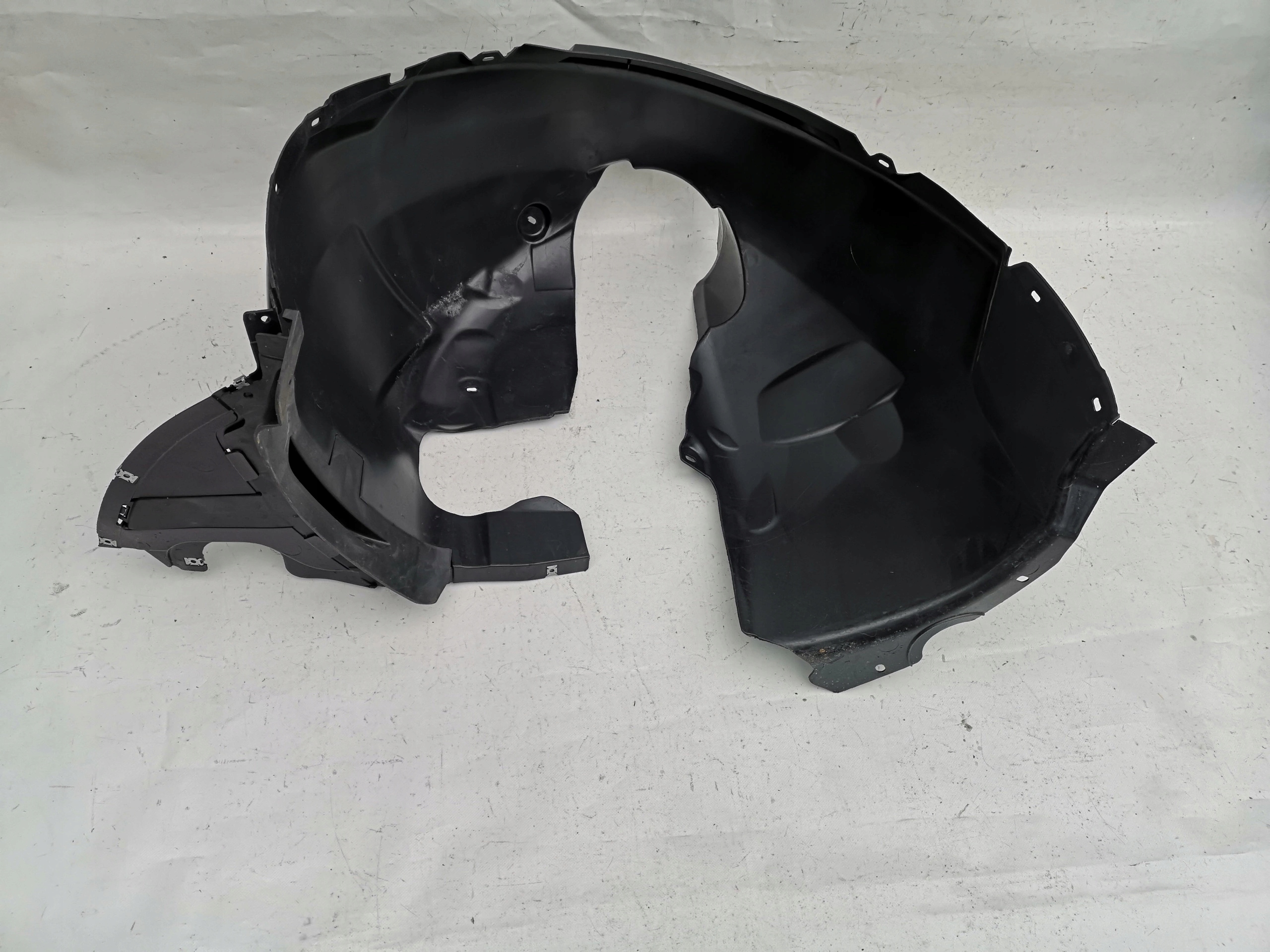 AUDI A1 II ПІДКРИЛЬНИК ЗЛІВА PRZOD2a809957a