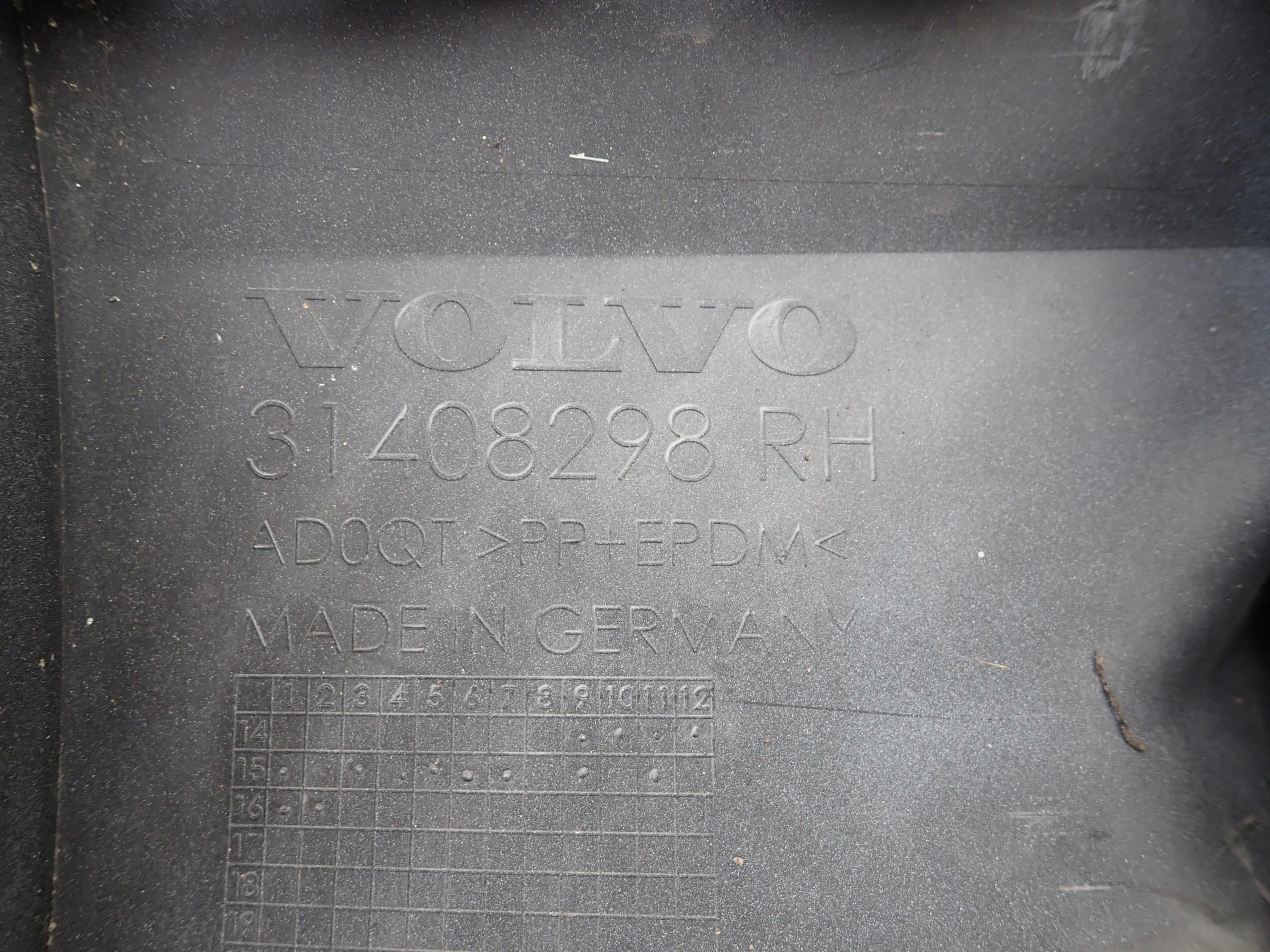 VOLVO XC90 II 15- STOPIEN moulding threshold right LED