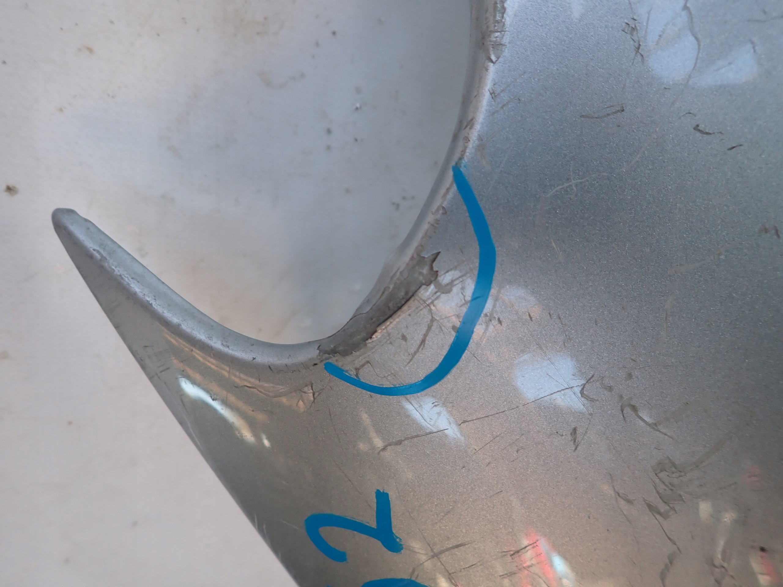 VOLVO V70 III 3 S80 II 2 06- fender front right