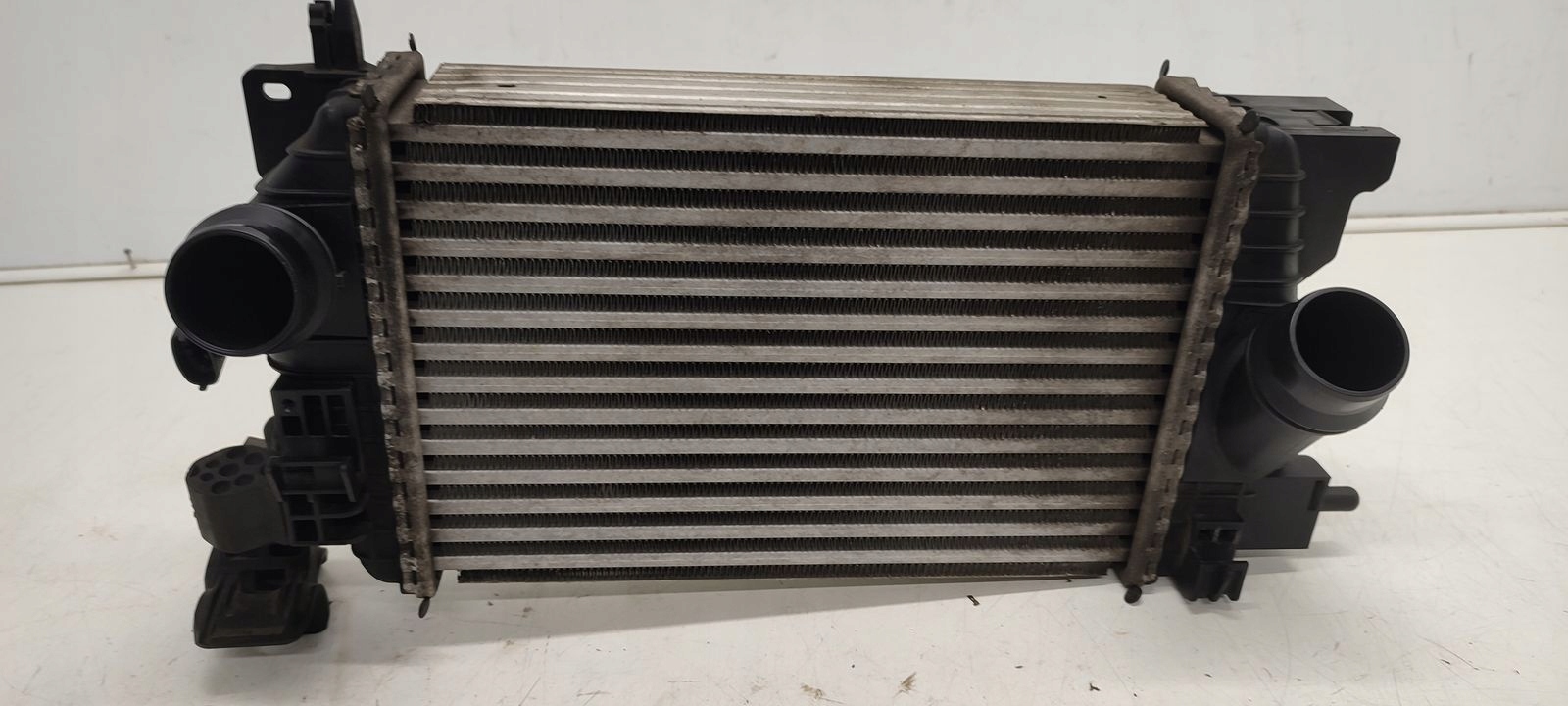 Intercooler Kühler luft Opel Meriva B 1,4 16V