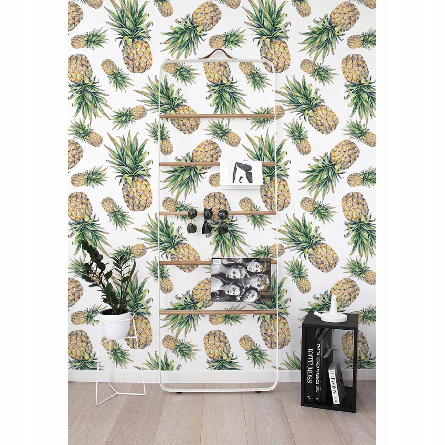 

Fototapeta do sypialni Spadający ananas 250x250 cm