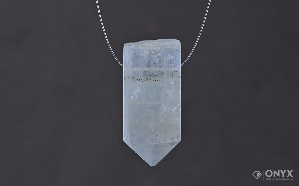 Akvamarín provrtaný fazetovaný křišťál 21x9,5