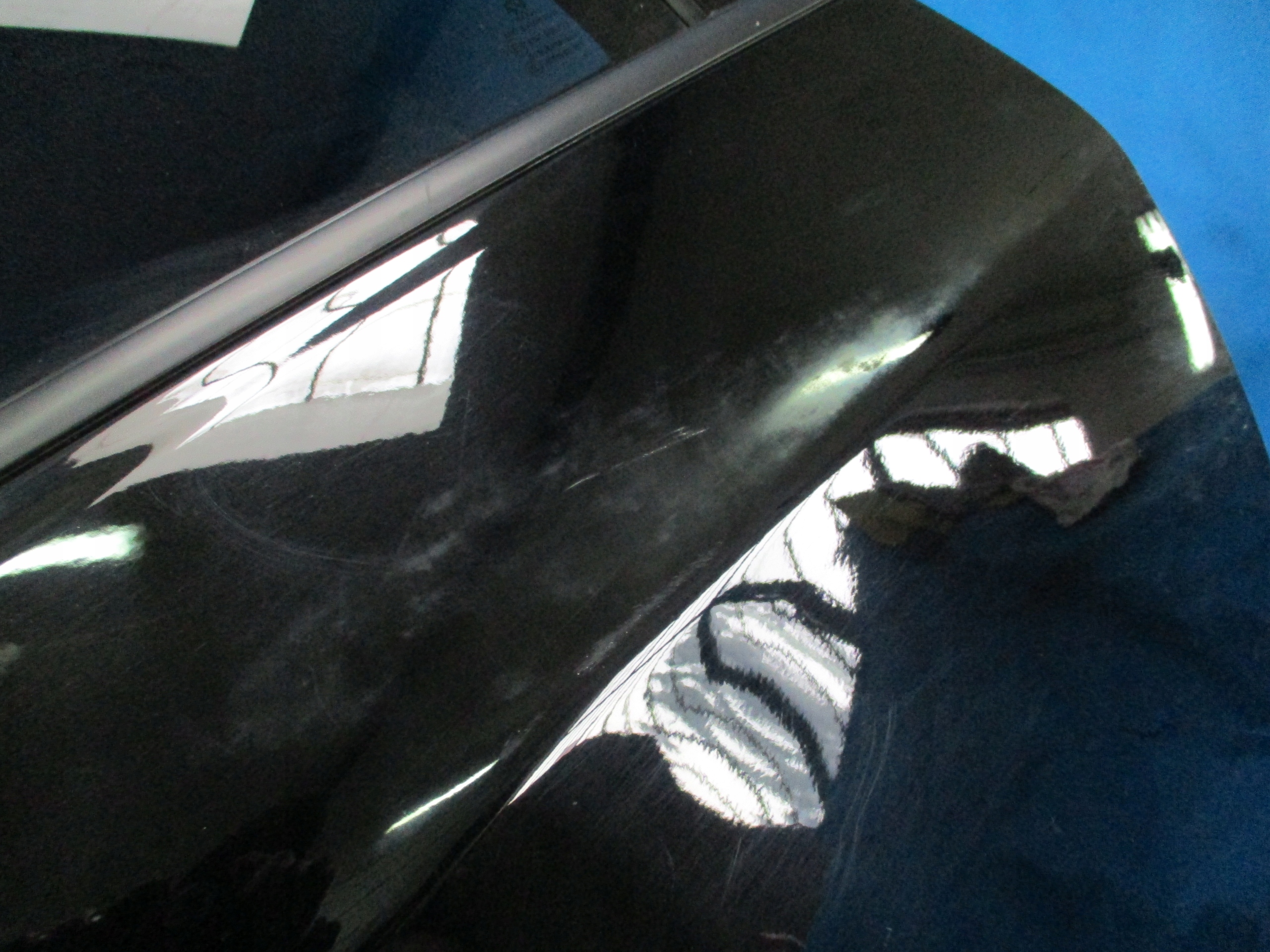 DRZWI PRAWE TYLNE PRAWE TYŁ PEUGEOT 2008 Producent części Peugeot OE