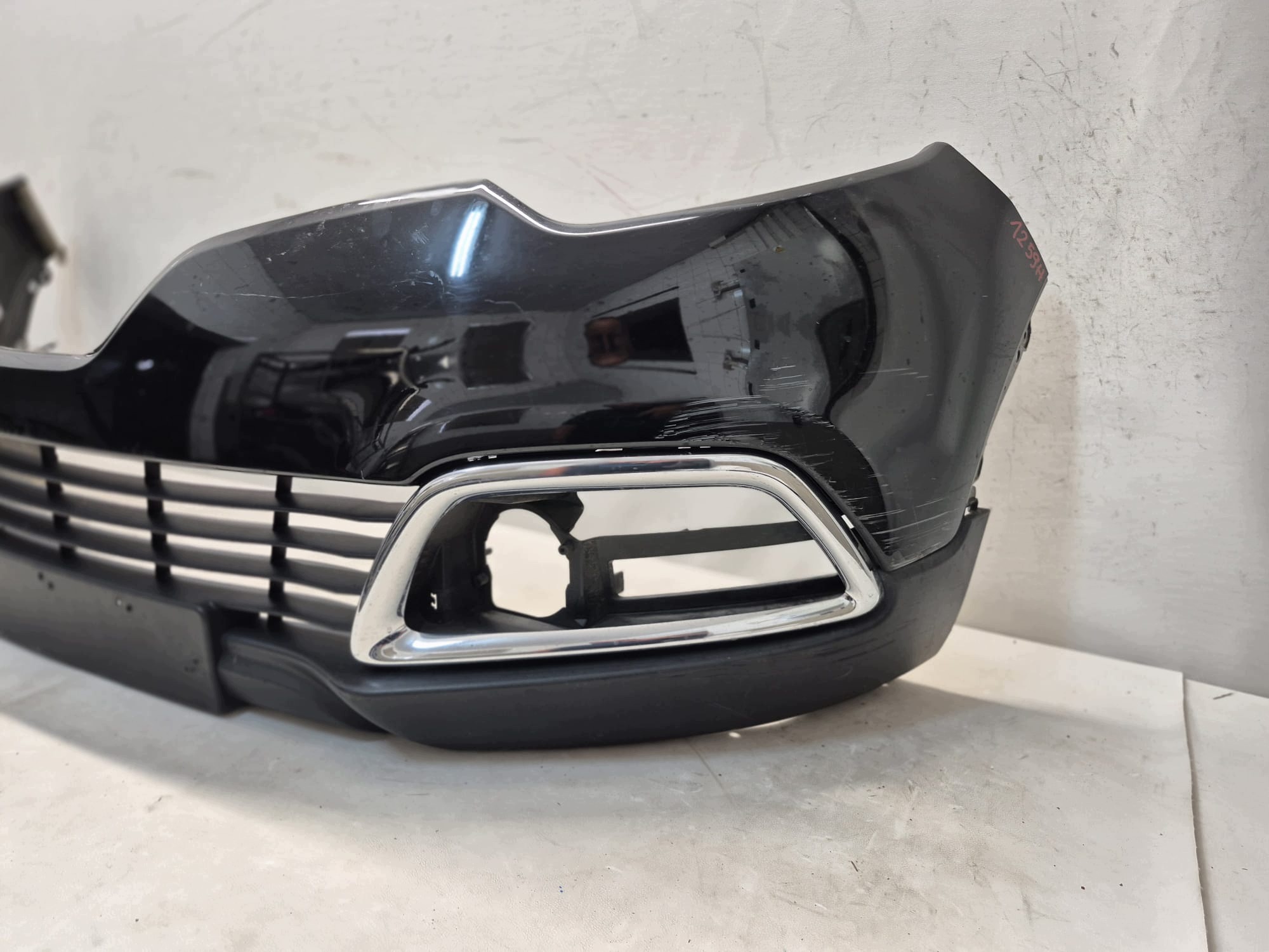 RENAULT CAPTUR and 13- bumper front front 620842933R