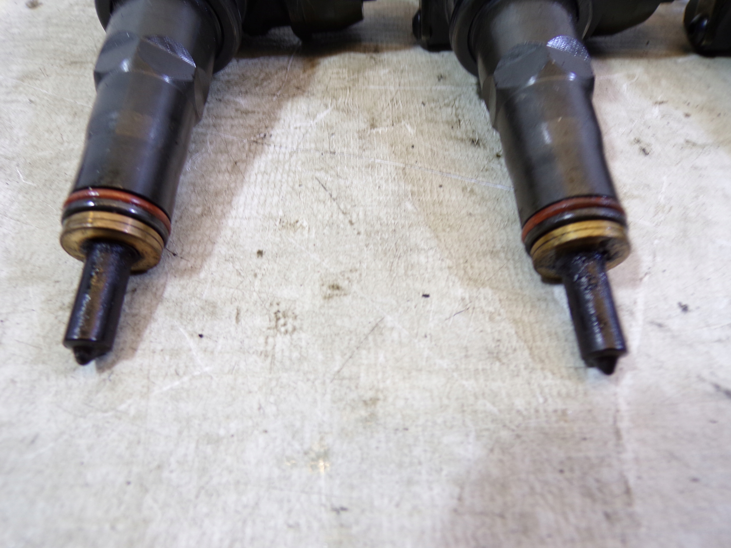 Injecteurs Injecteurs Injecteurs 1.9 TDI 038130073AG