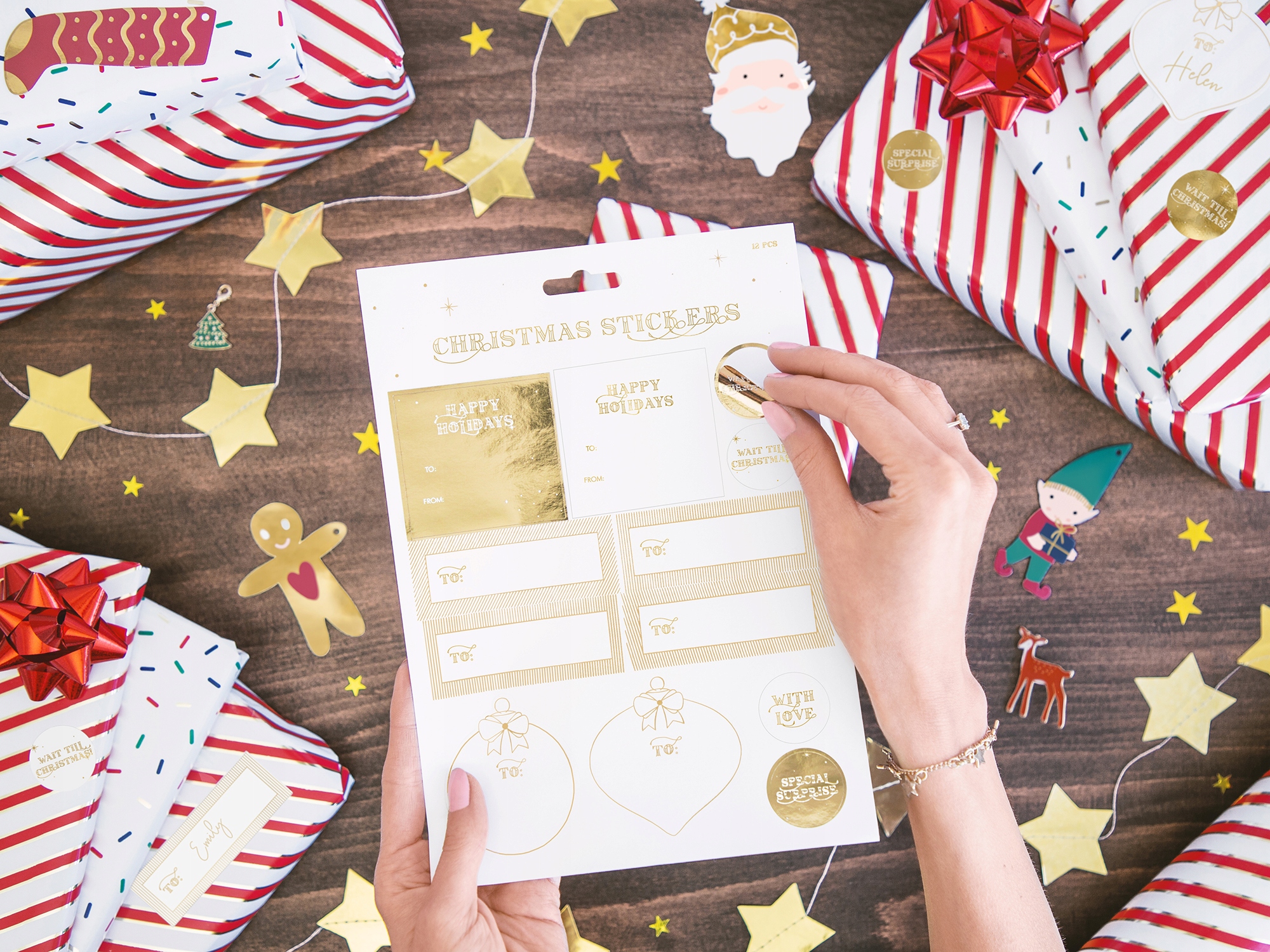 PAPIER DO PAKOWANIA ZE WZOREM POSYPKA 70cm/2m Materiał papier