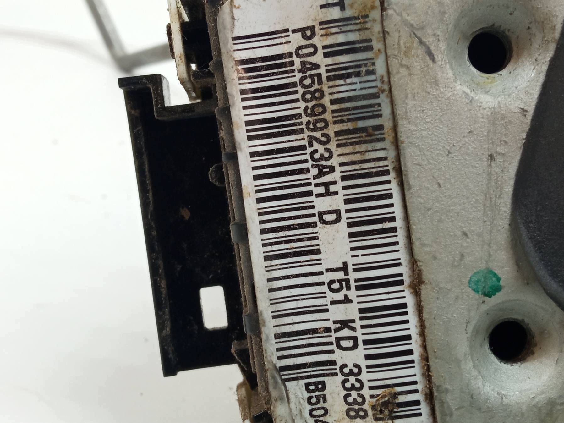 lock door rear part left 04589923AH Dodge Durango III (2010- )