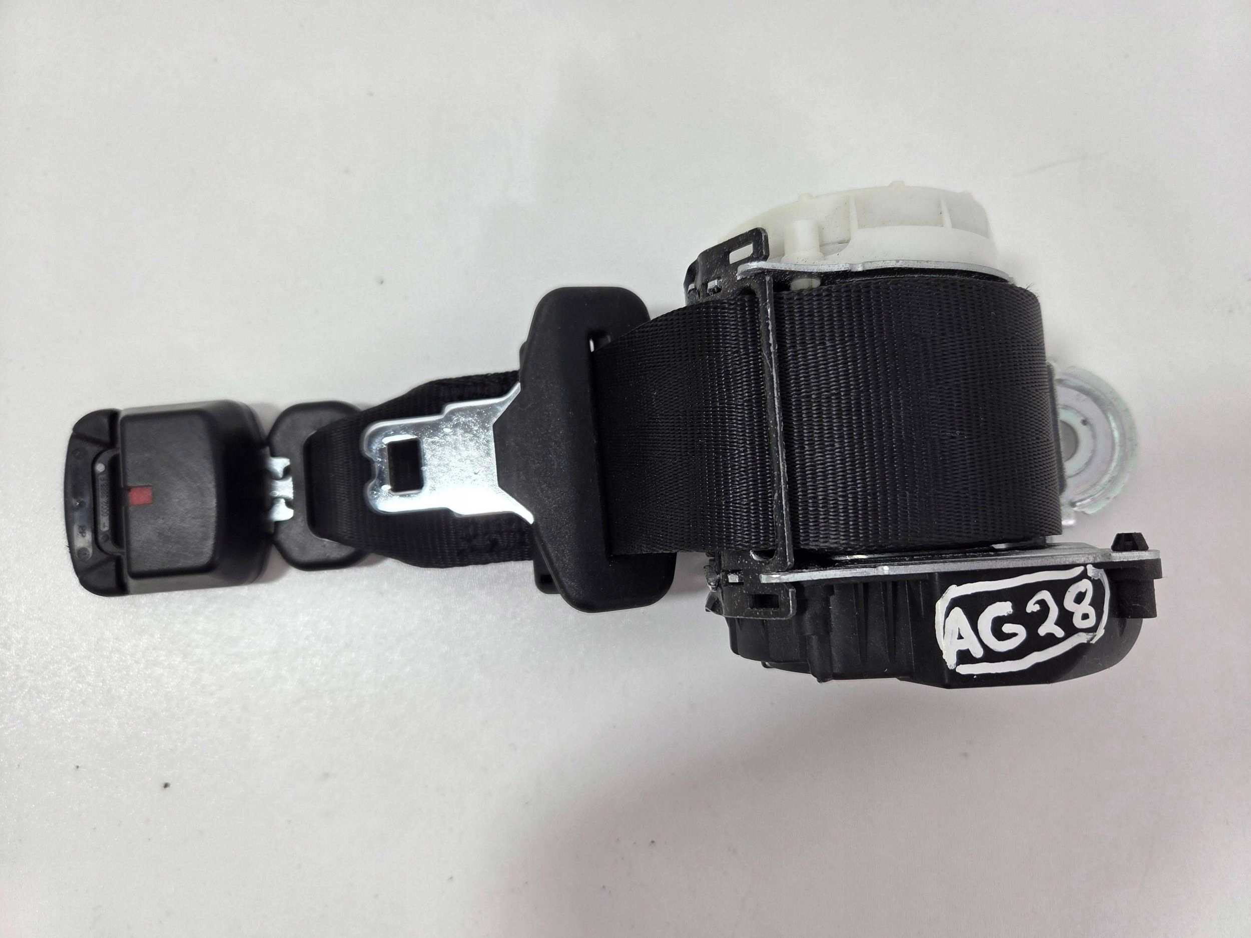 Alfa Romeo Giulia Gurten Sicherheits hinten mitte 34214636C (AG28)