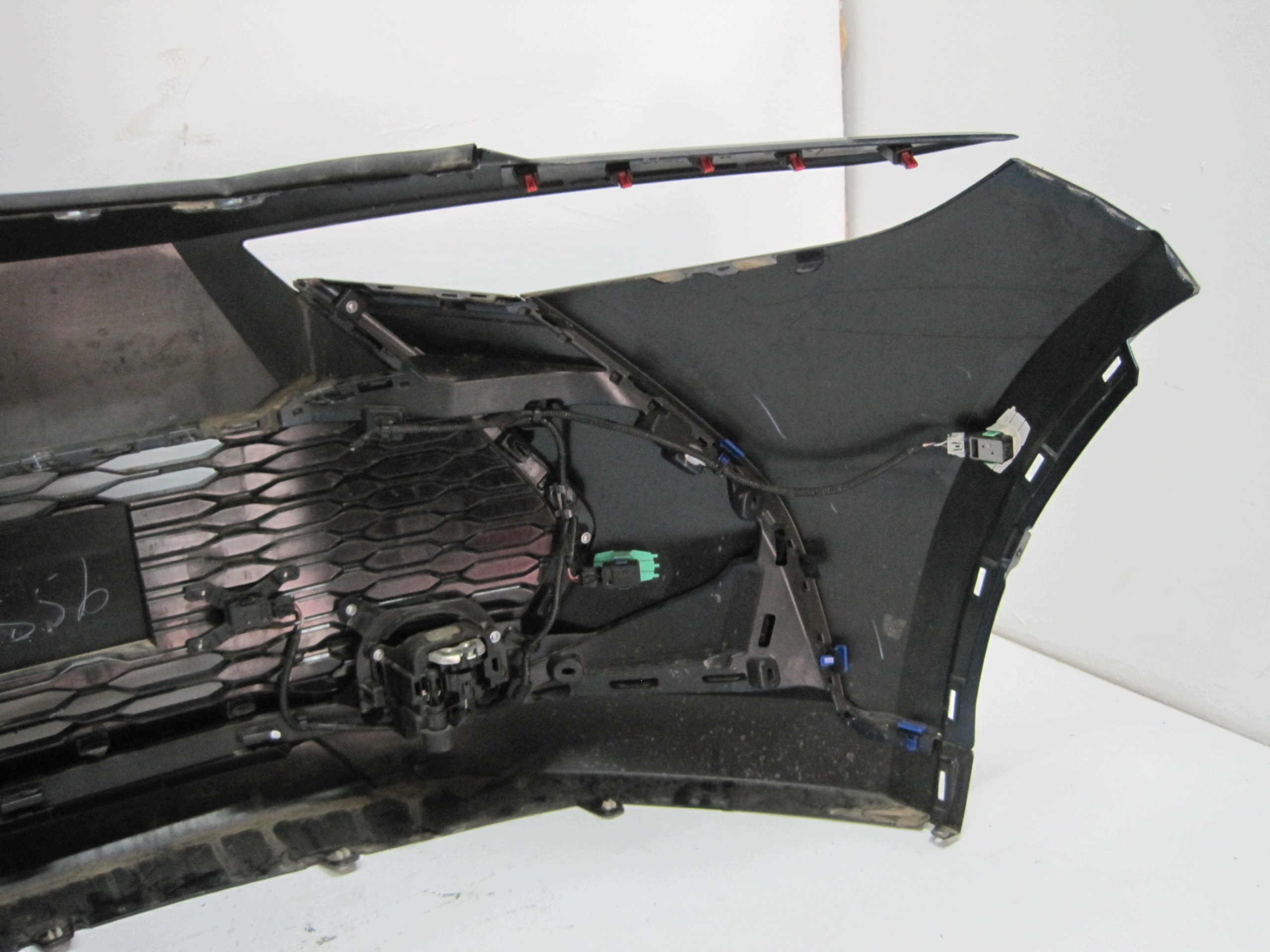 bumper TOYOTA CHR II 6PDC 24R below RADAR KAMERE front front