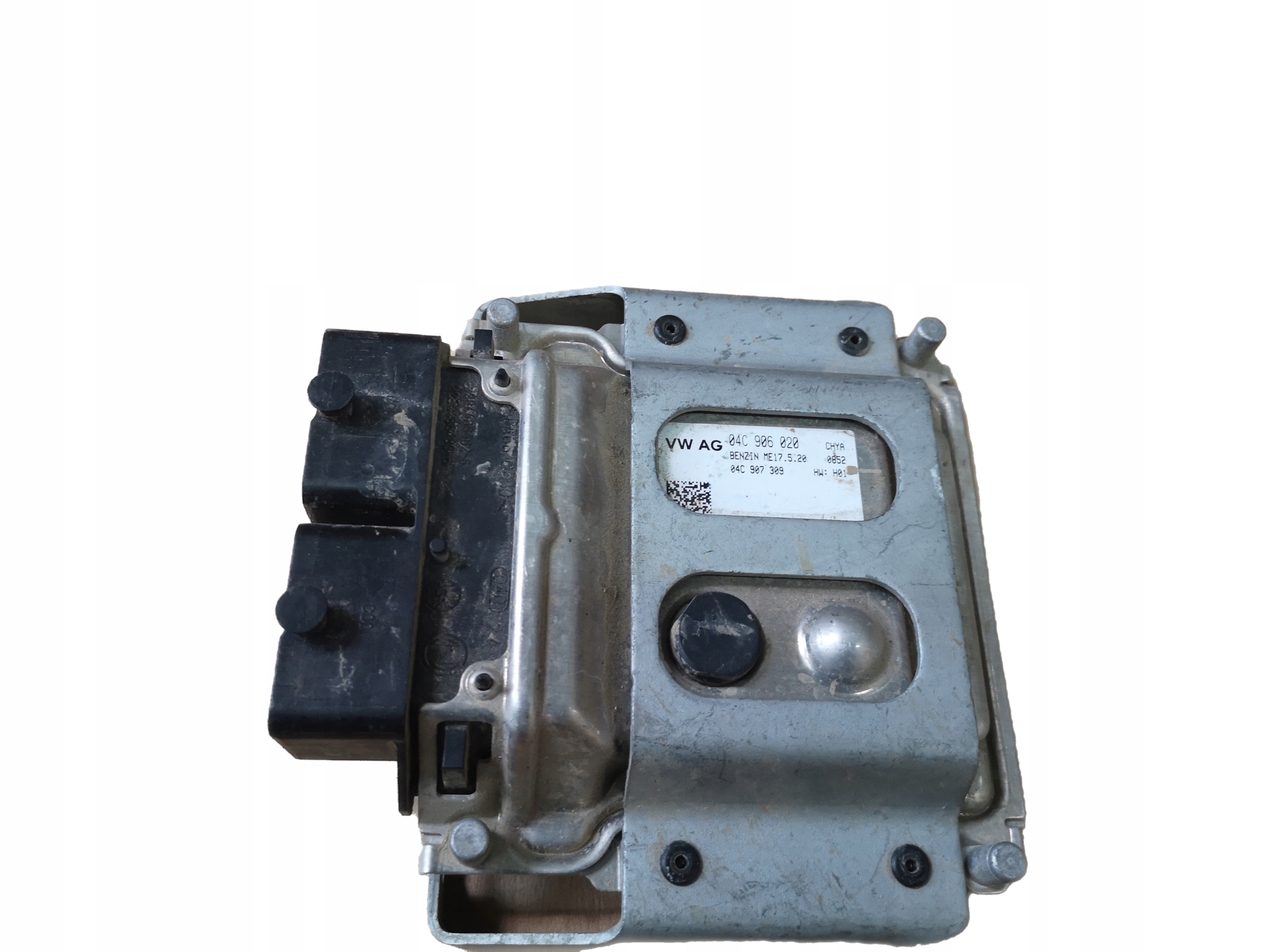 VW UP 1.0 control unit of the engine 04C906020 CHYA