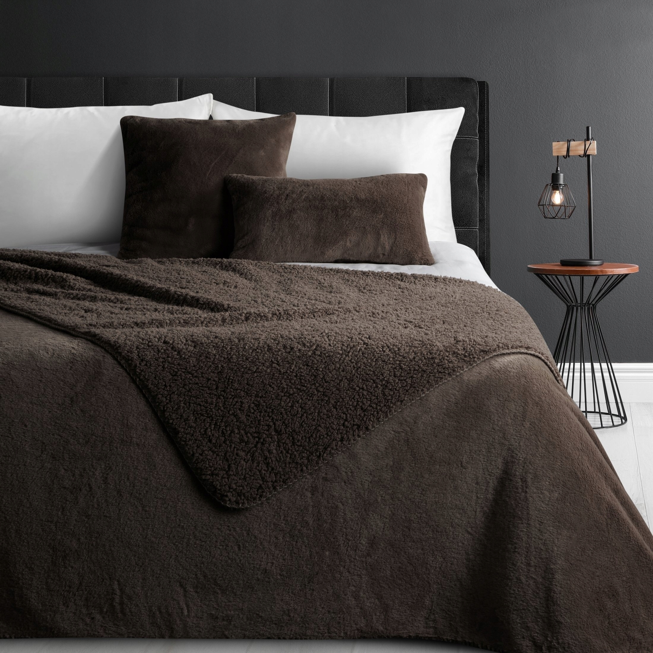 Dekorativní přehoz 220x240 Nina Tmavě hnědá Beránek Sherpa