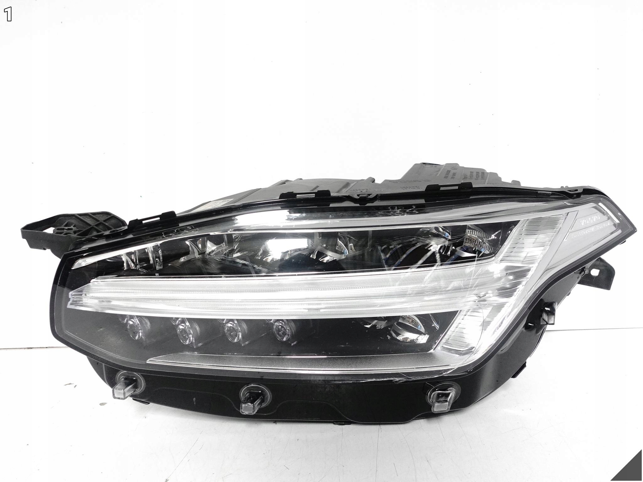 VOLVO XC90 II 19-24 LIFT light FULL LED ACTIVE HIGH BEAM left front EUROPA