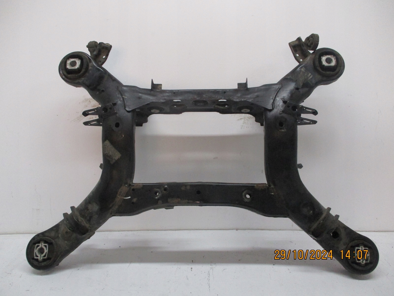 axle beam subframe axle beam JEEP GRAND CHEROKEE 3,0D 18R front front