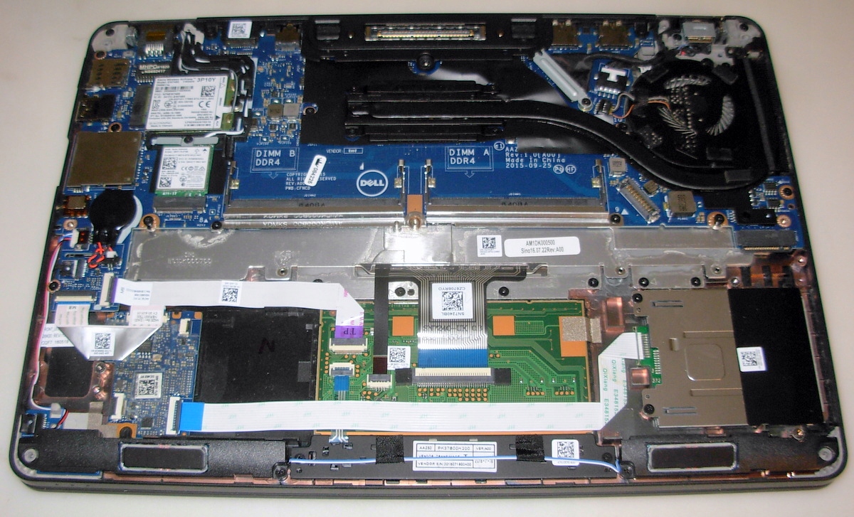 Uszk i niekompletny Dell Latitude E7270 - startuje Model Latitude E7270