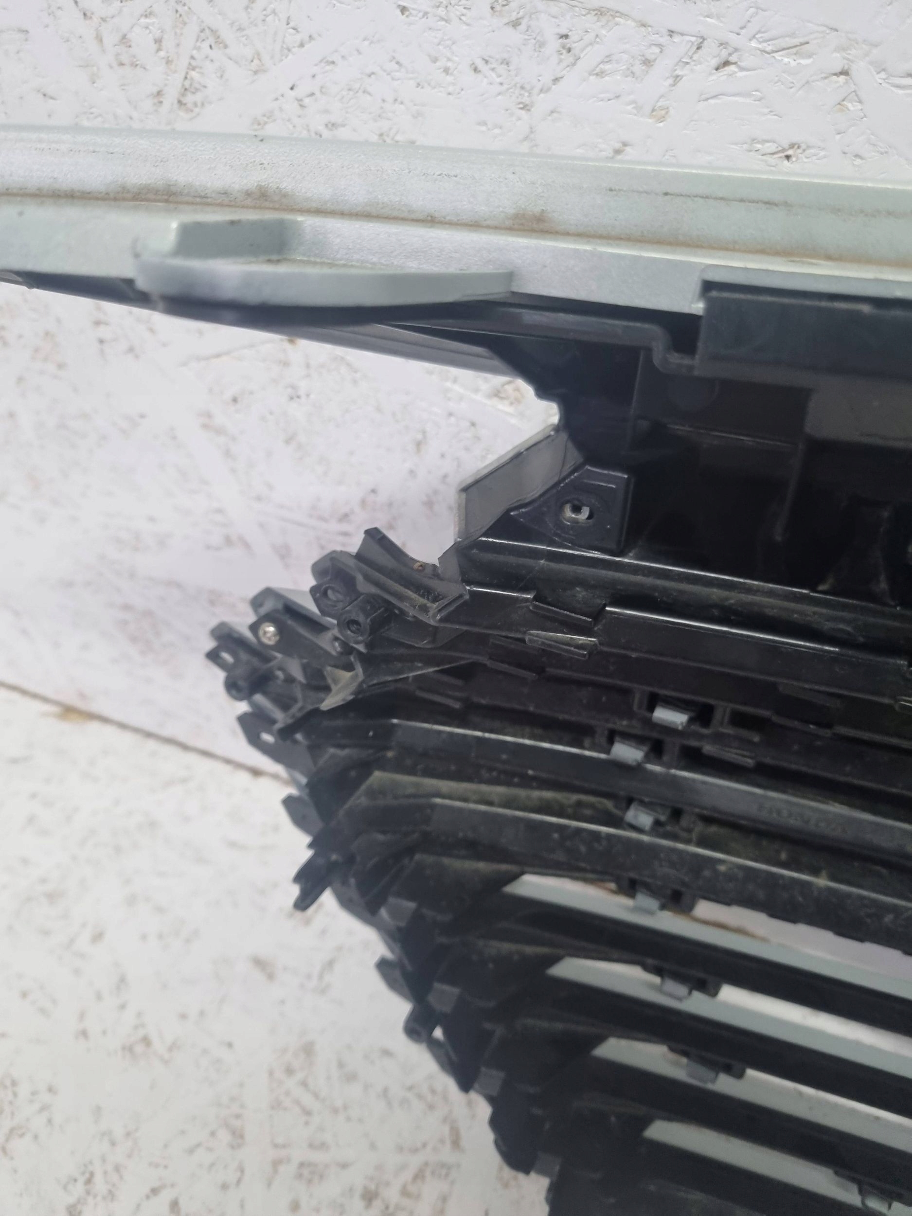 Honda HR-V Jazz GR Kühlergrill FRONTGRILL Kühlergitter - Thumbnail 7