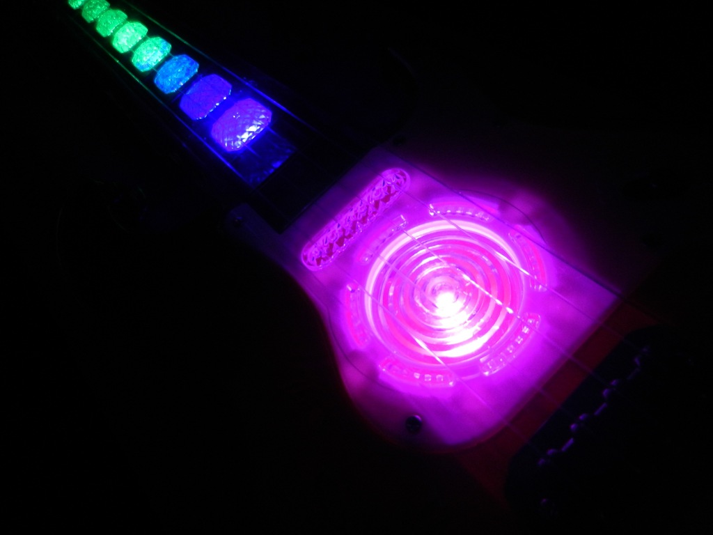 GITARA ELEKTRYCZNA dla dzieci EFEKT melodie STRUNY Bohater Inny