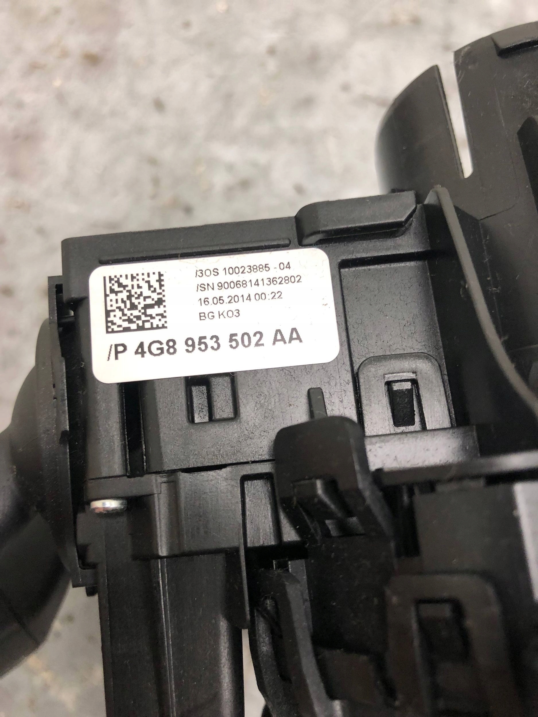Commodo essuie glace AUDI A4 B8 LIFT Berline 4G8953502AA 8K0953568Q