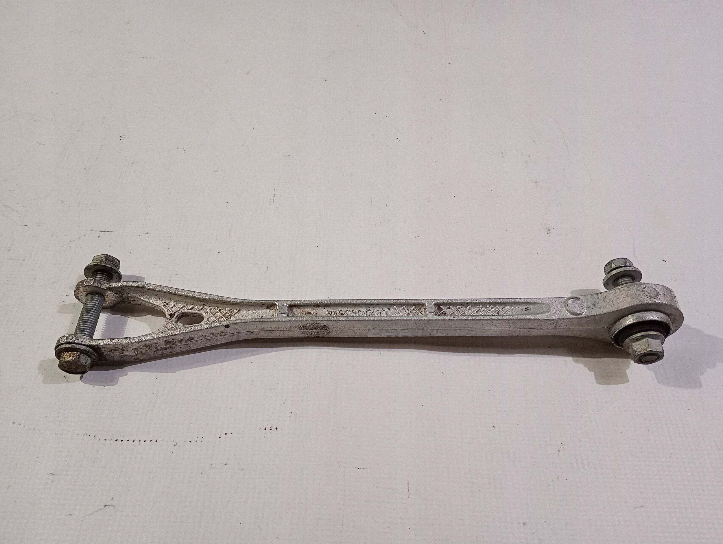 arm rear part rear right left Dodge Challenger Charger 2015