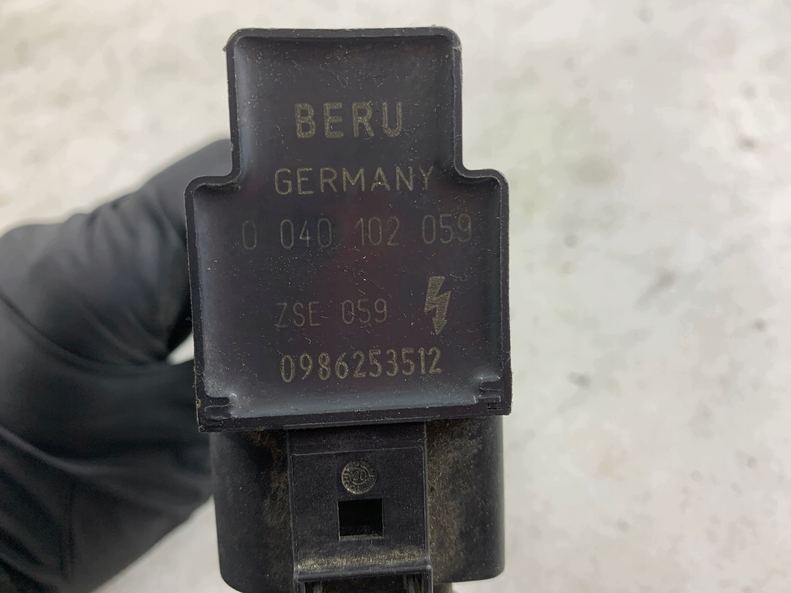 VW POLO IV 9N 1.2 coil ignition 0040102059