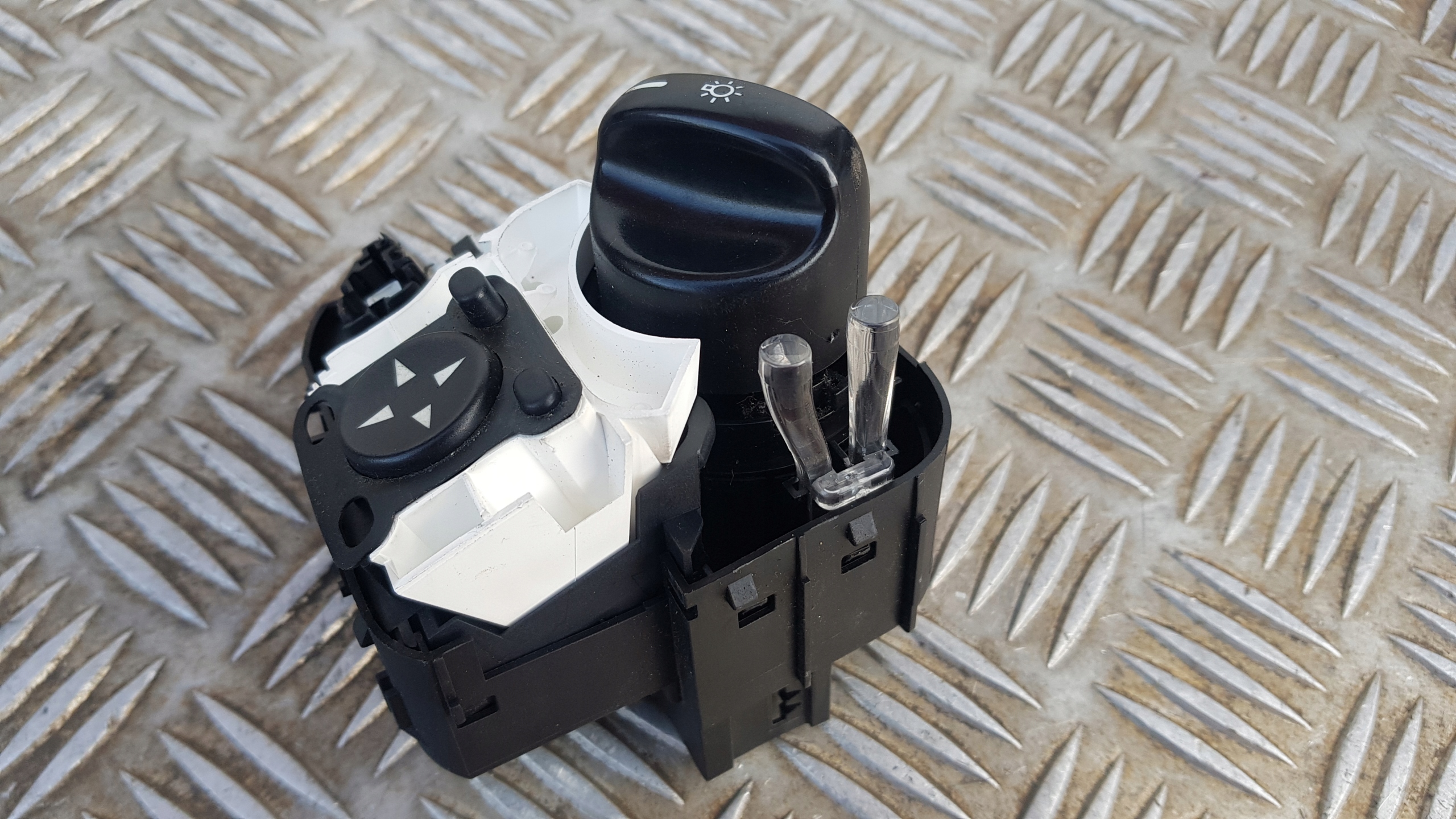 MERCEDES W203 light switch