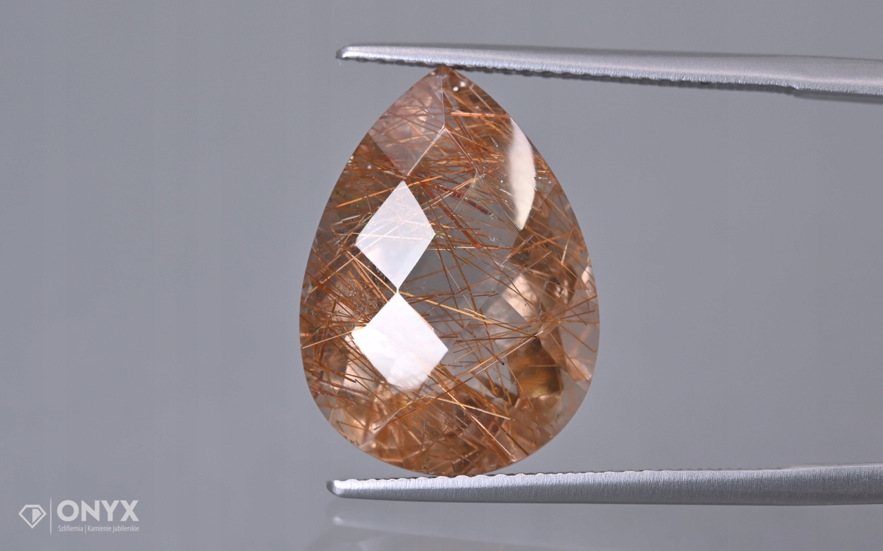 Křemen s rutilem fazetovaná slza 18x13 mm