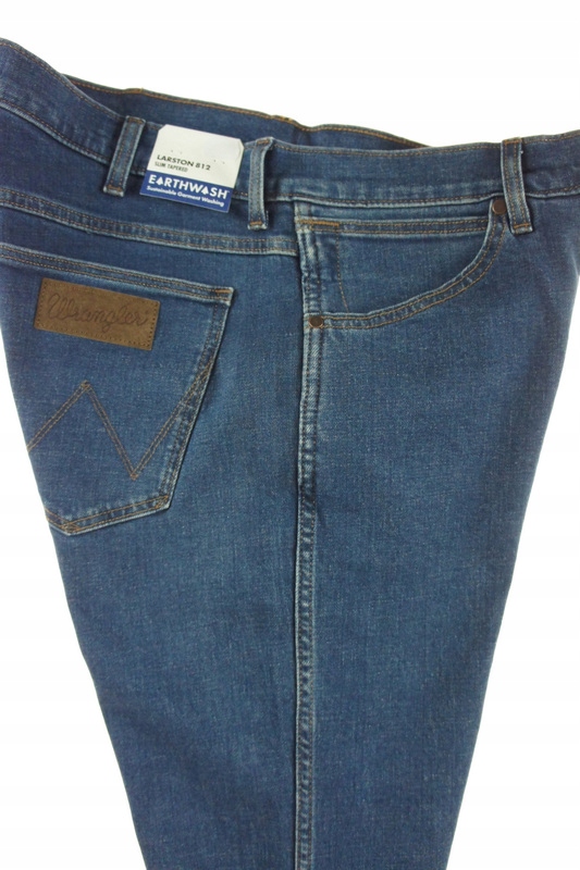 Wrangler Larston W31 L32 Slim Tapered *Earthwash*