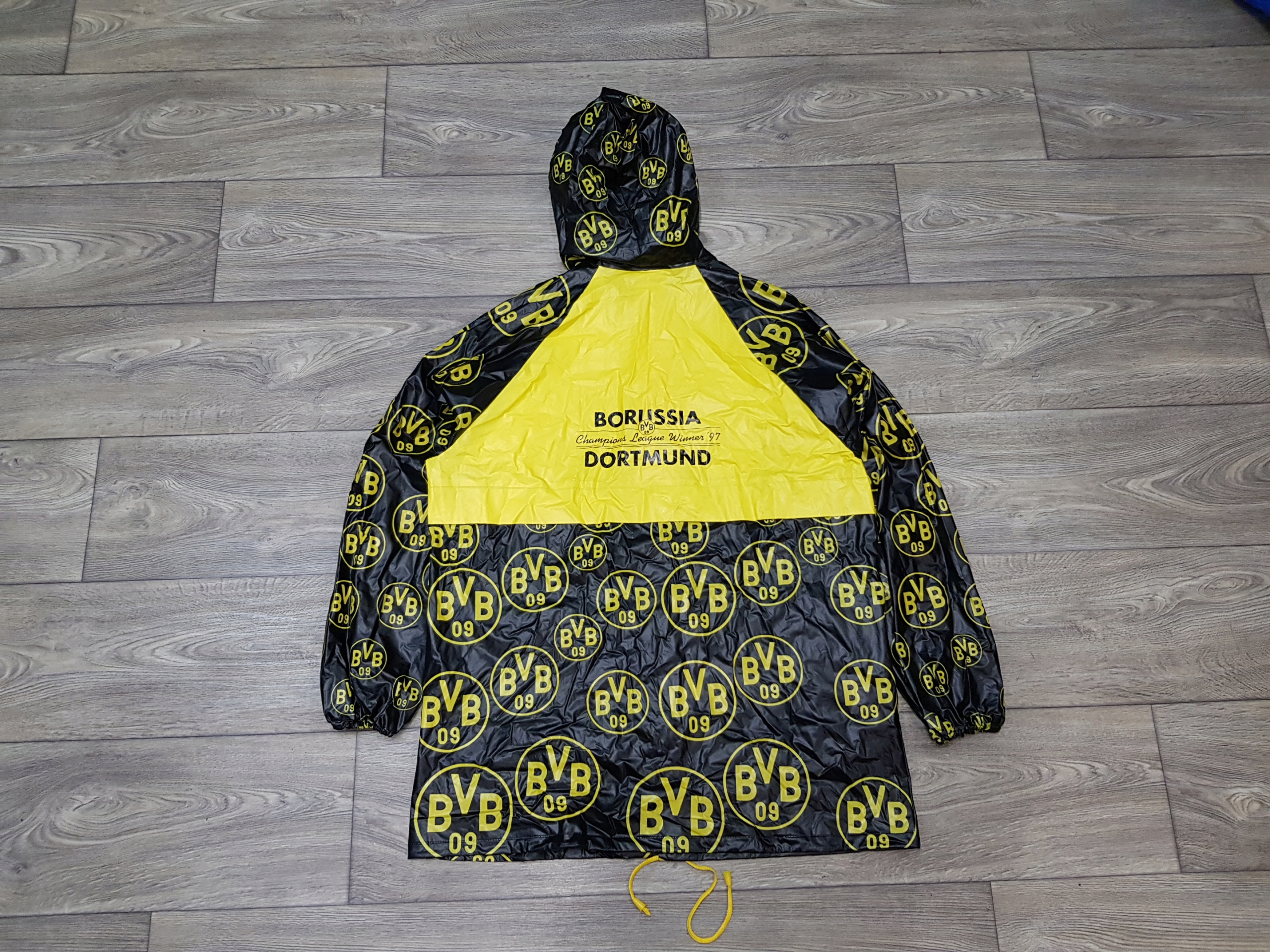 BORUSSIA DORTMUND oryginalna peleryna kurtka męska M Drużyna Borussia Dortmund