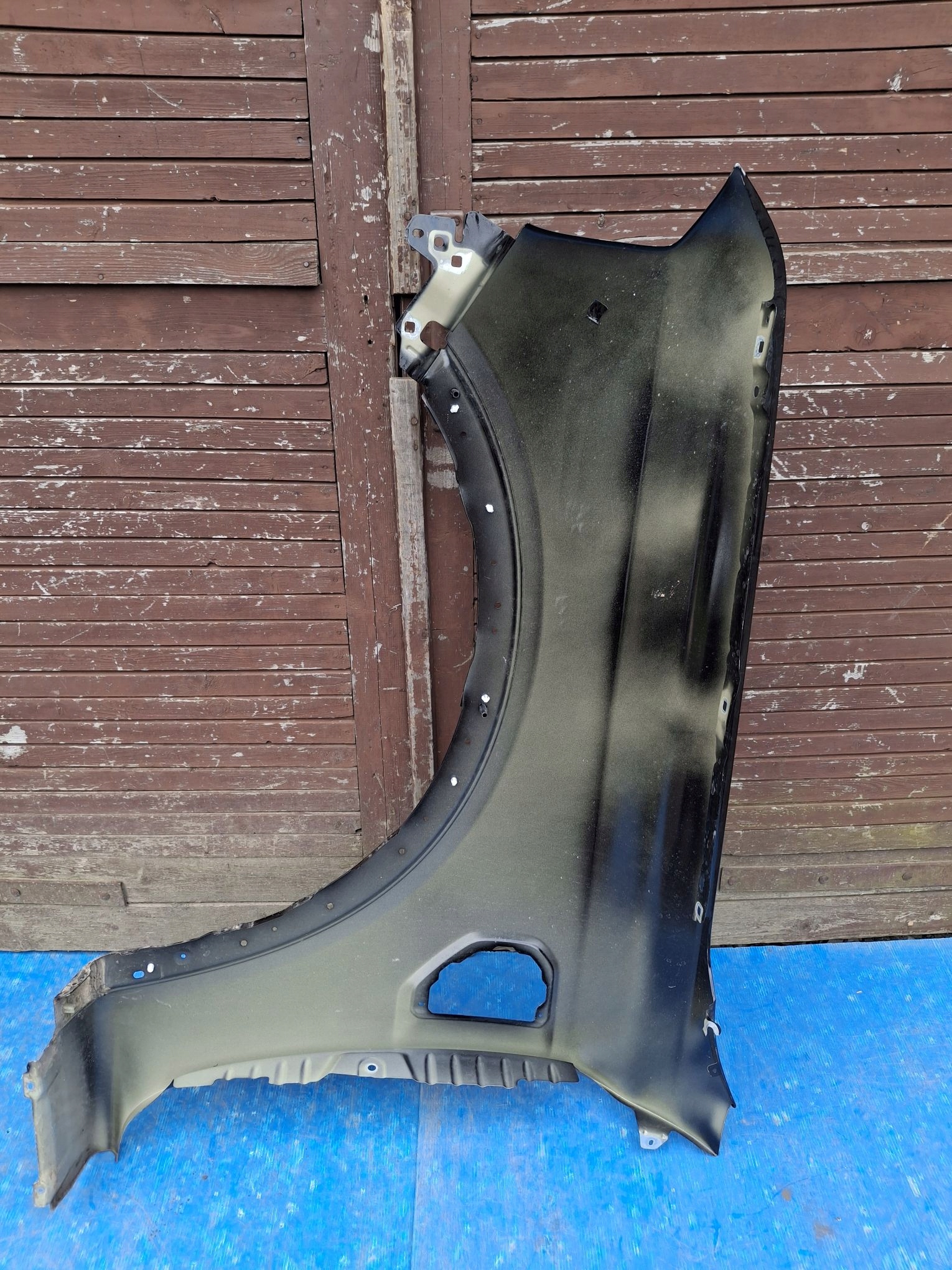 fender right front FORD RANGER VI 2022R->