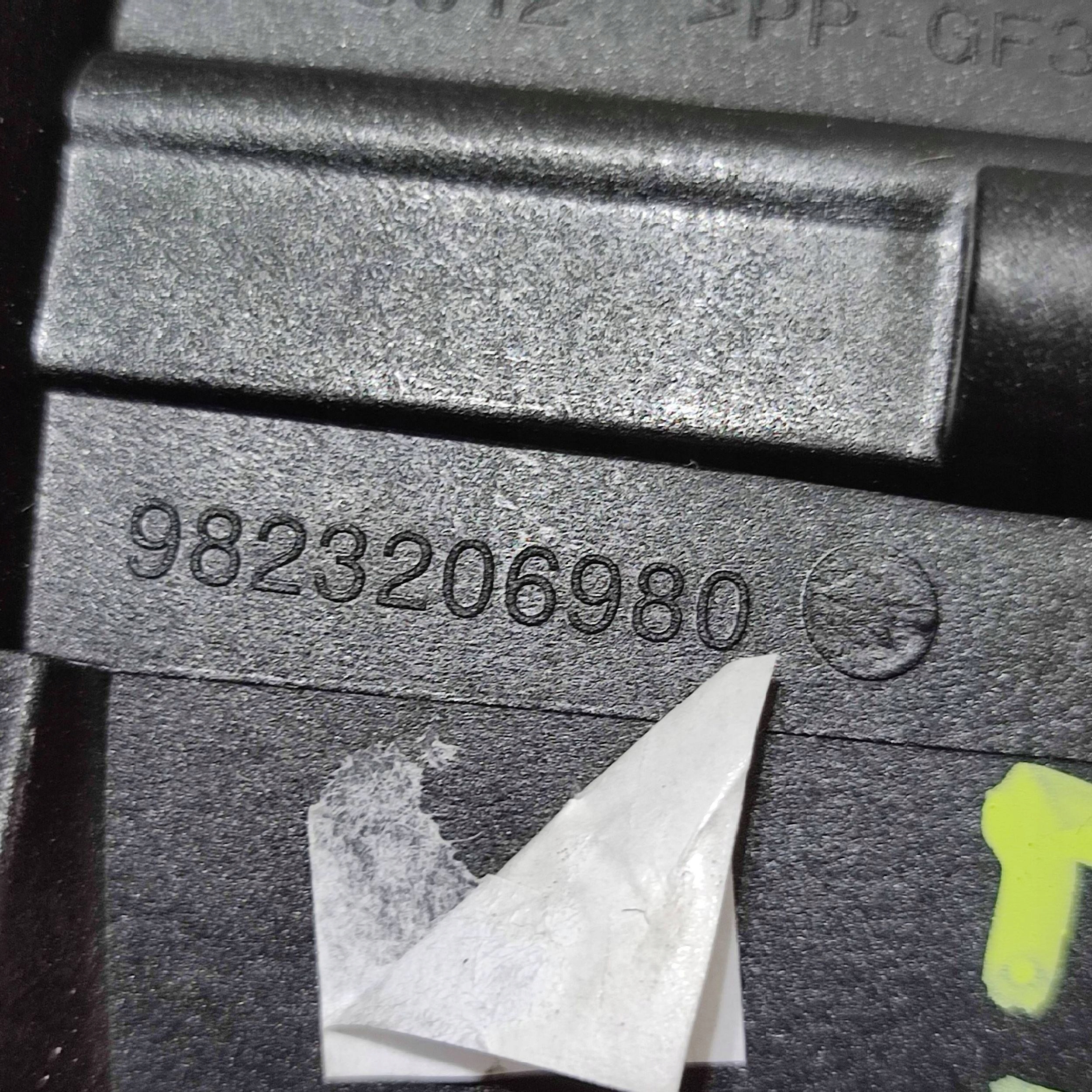 speaker door przednich front side left Opel Corsa F 9823206980