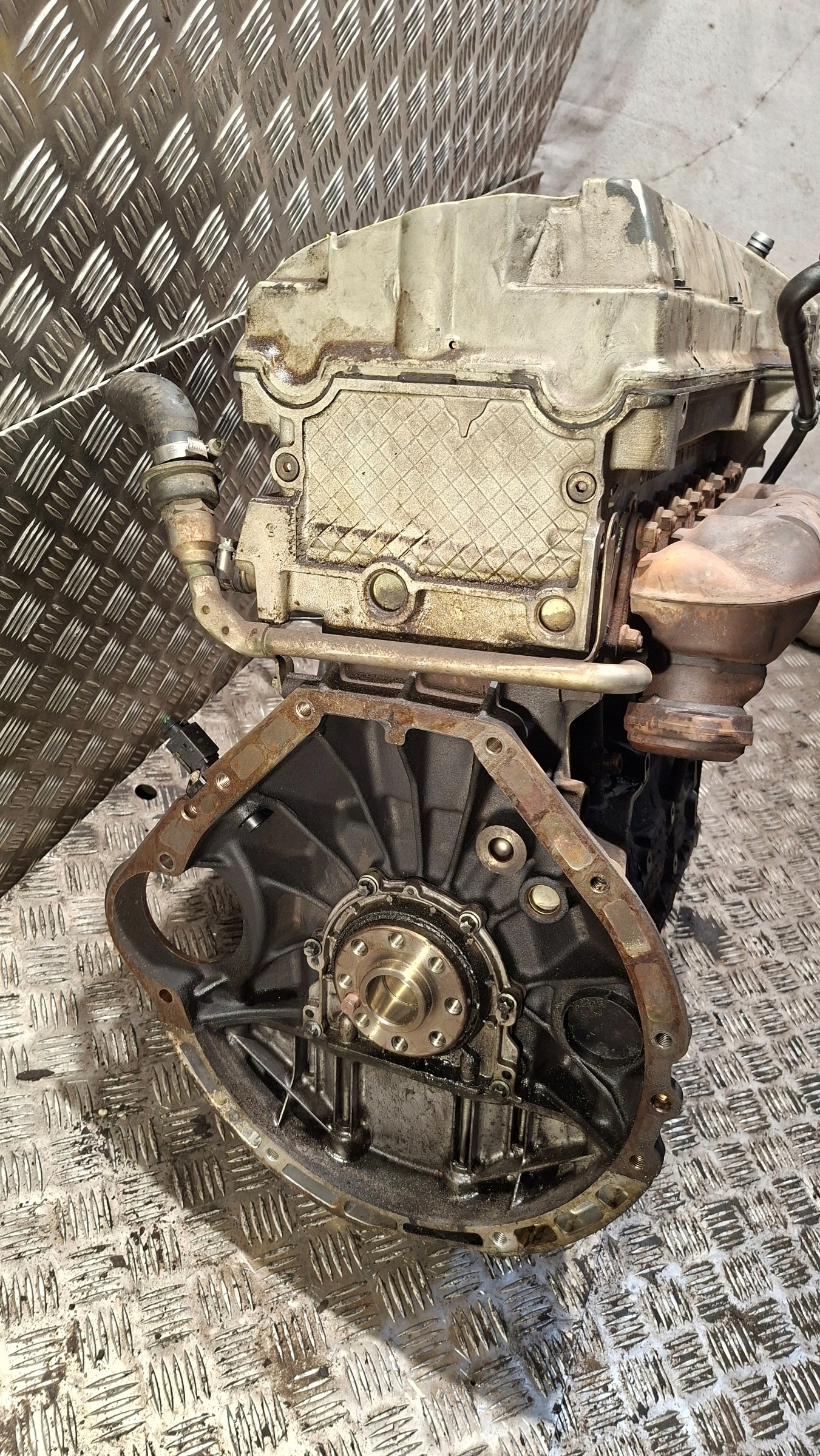 engine unprotected pillar MERCEDES W203 2.0B 111955