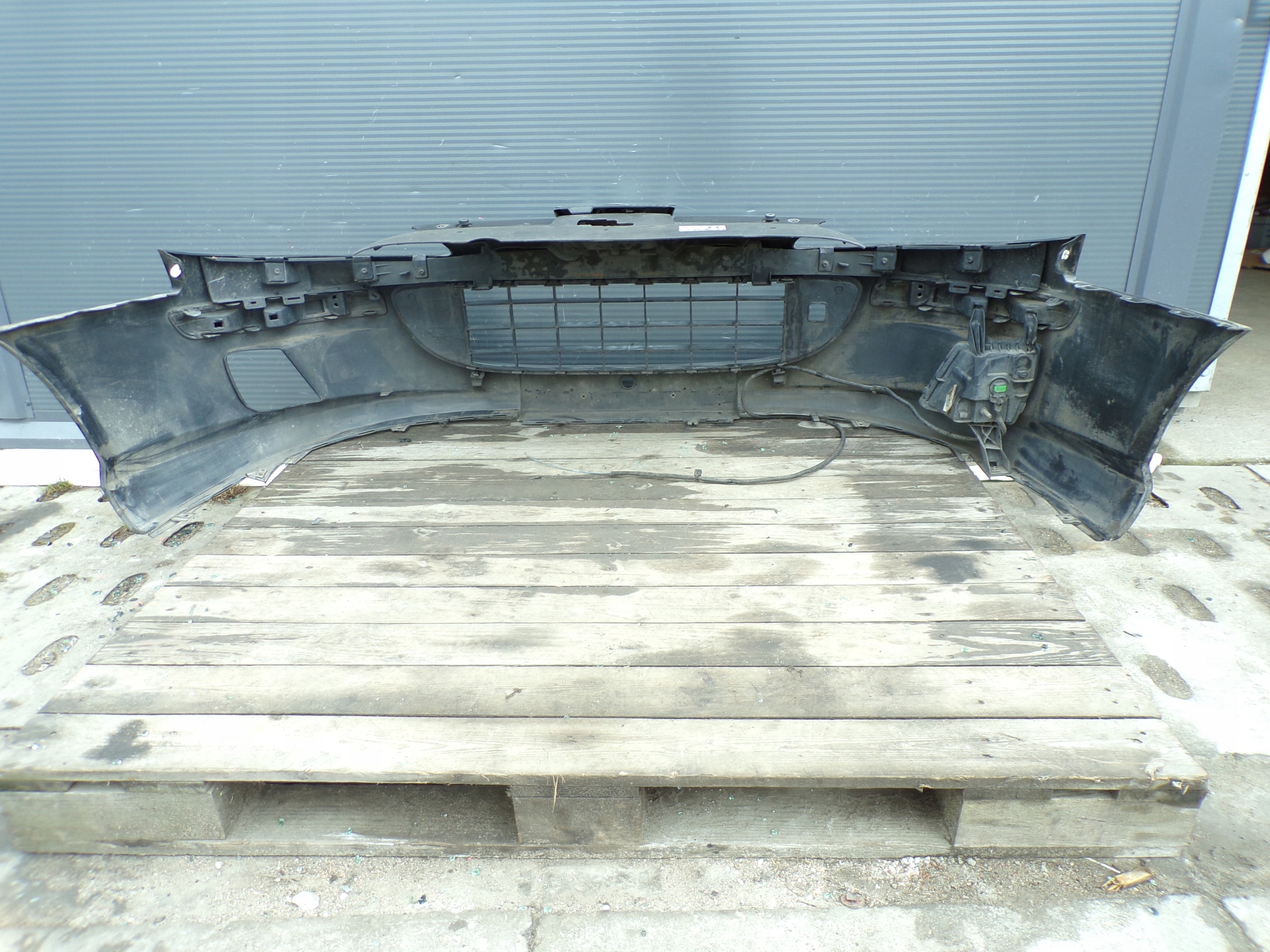 front bumper PEUGEOT 407 colour EXLD (2)