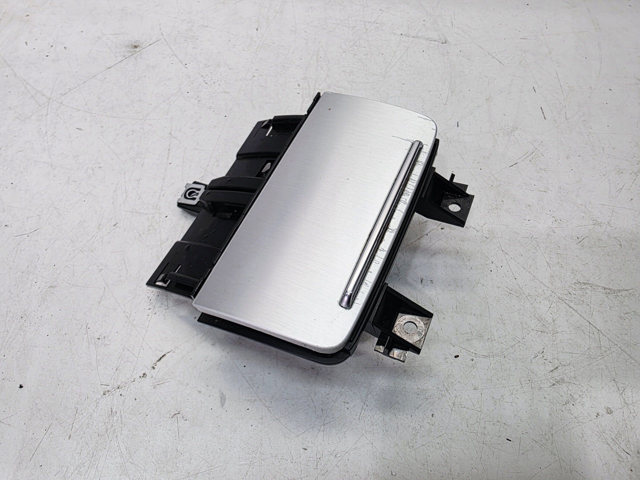 ashtray passenger compartment front AUDI TT 8J 8J0857951A SZCZOTKOWANE