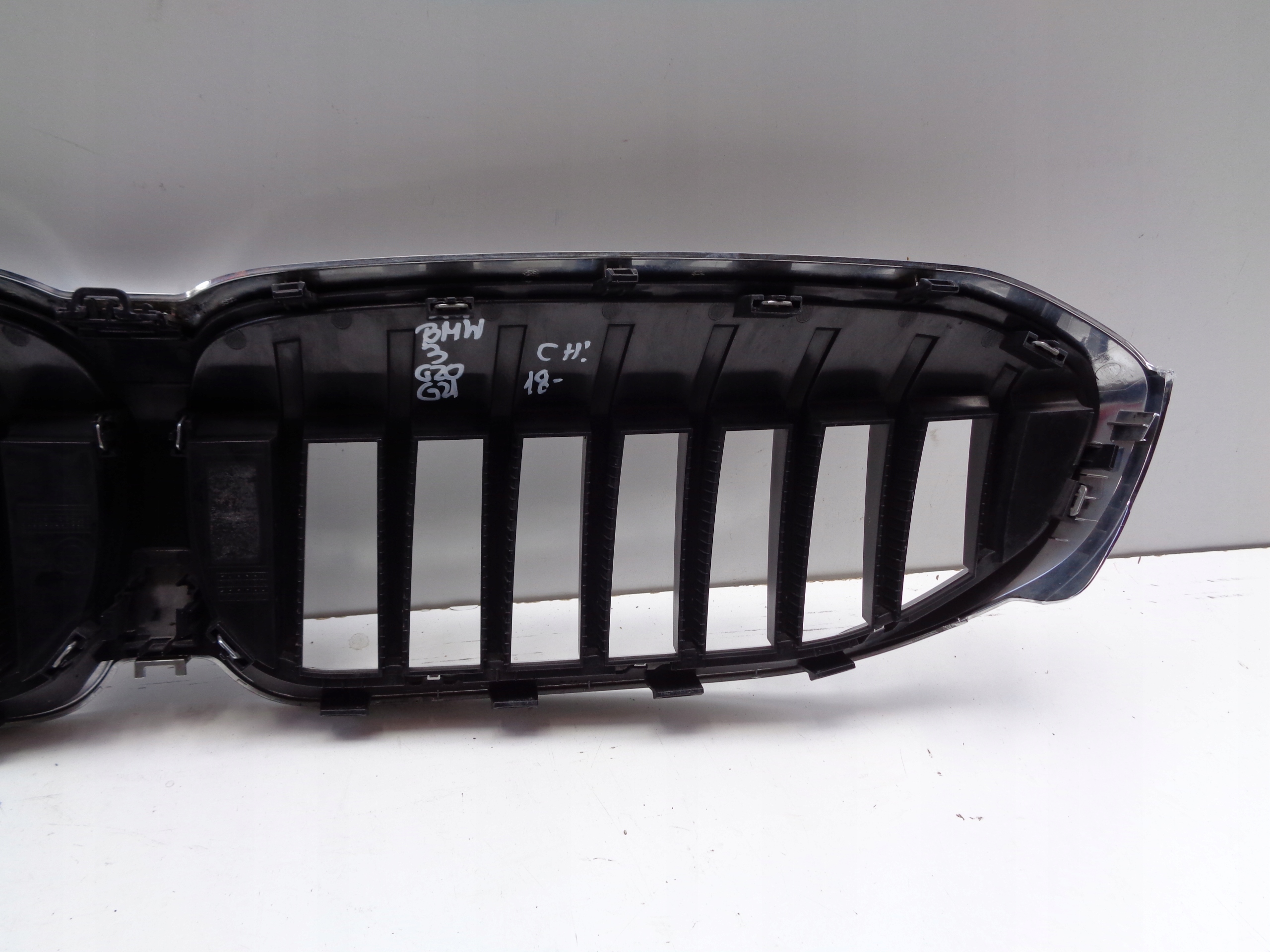 maska BMW 3 G20 G21 18