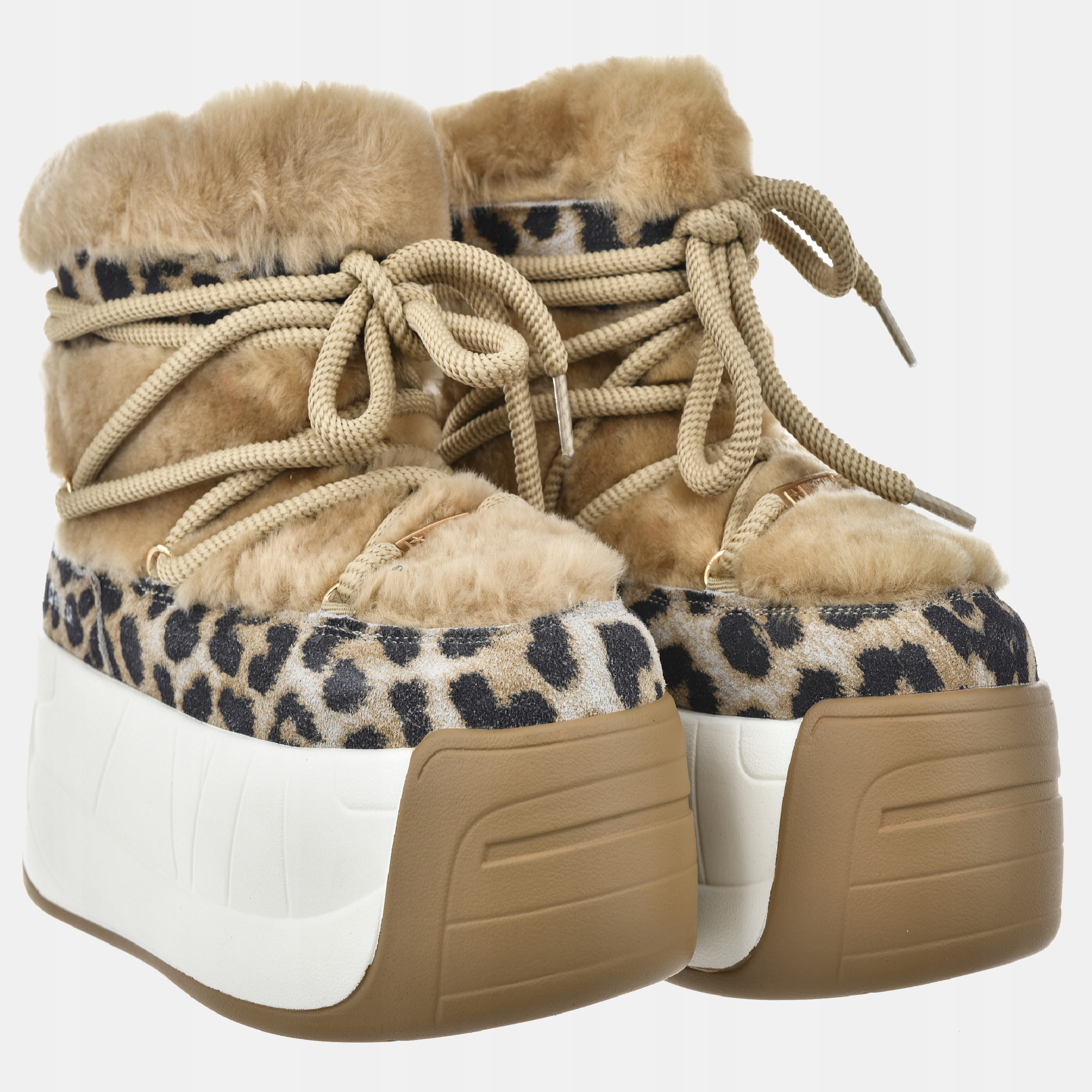 Dámské Vysoké Zimní Sněhule Na Platformě Big Star OO274A208 AW24