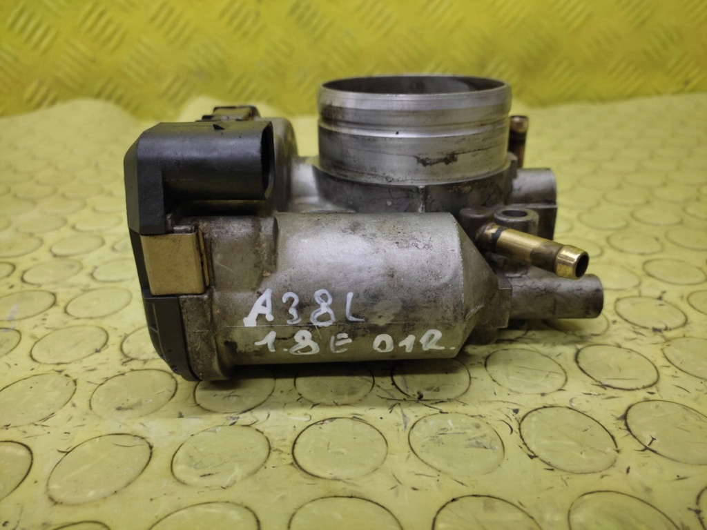 AUDI A3 8L 1.8 throttle flap 0280750026