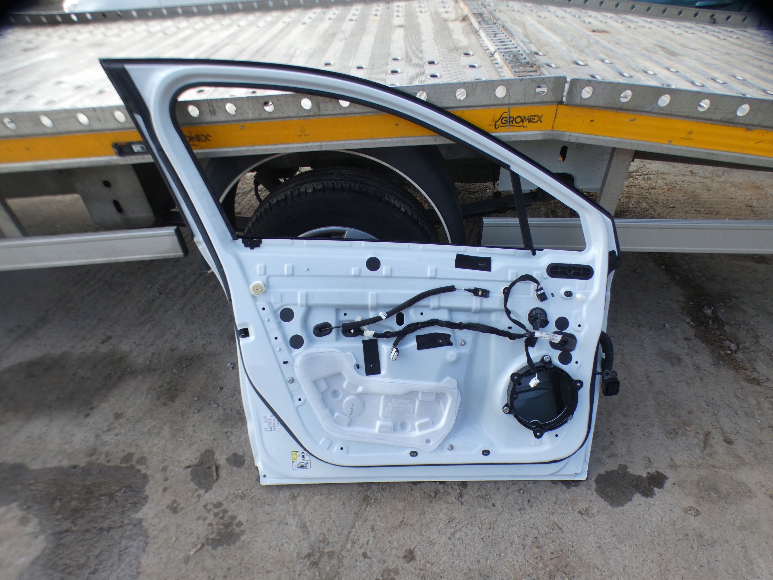 Renault Clio V - door front front left