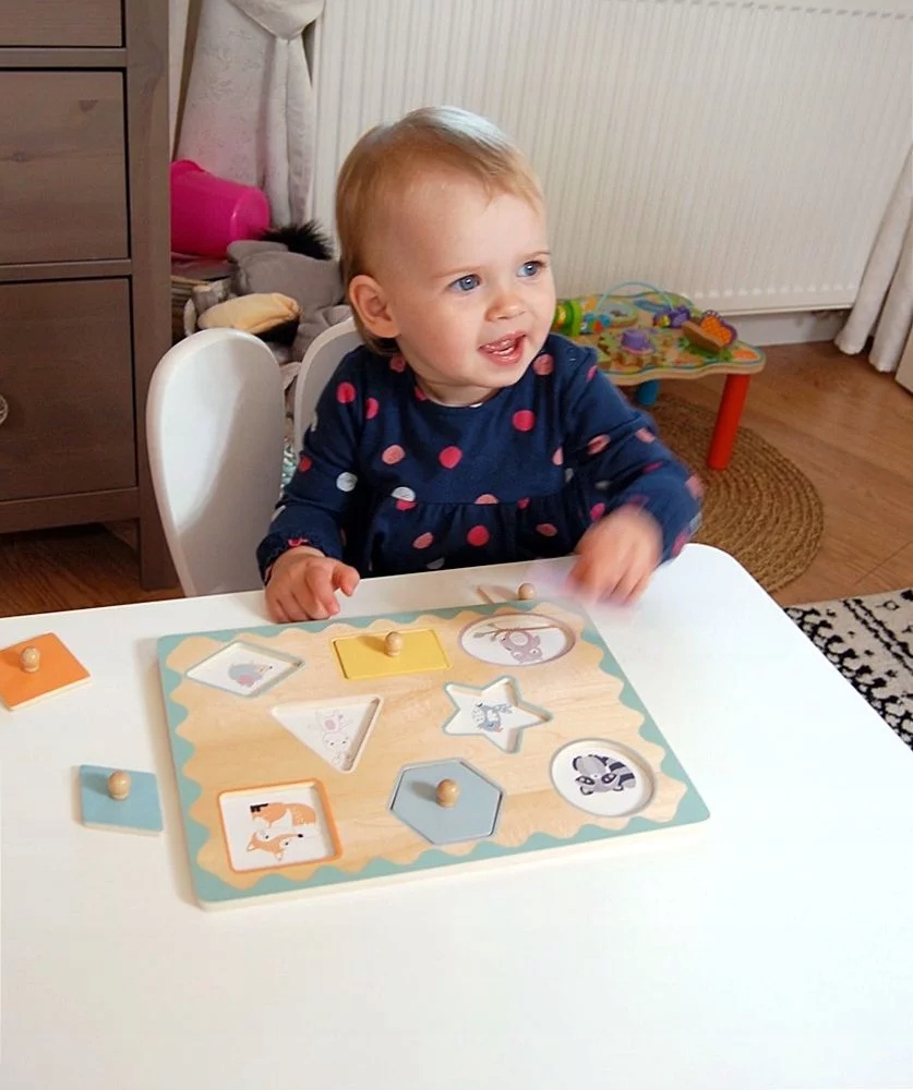 Układanka z uchwytami kształty Wiek dziecka 12 m +