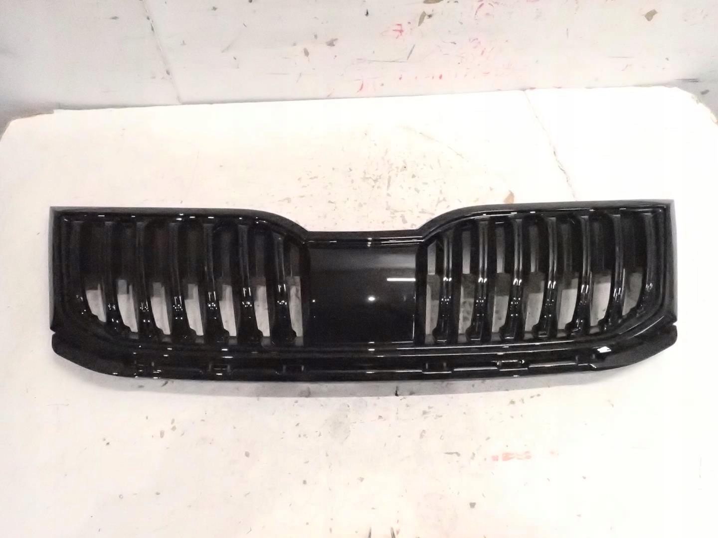 grille SKODA OCTAVIA III LIFT 2016- 5E0853653C