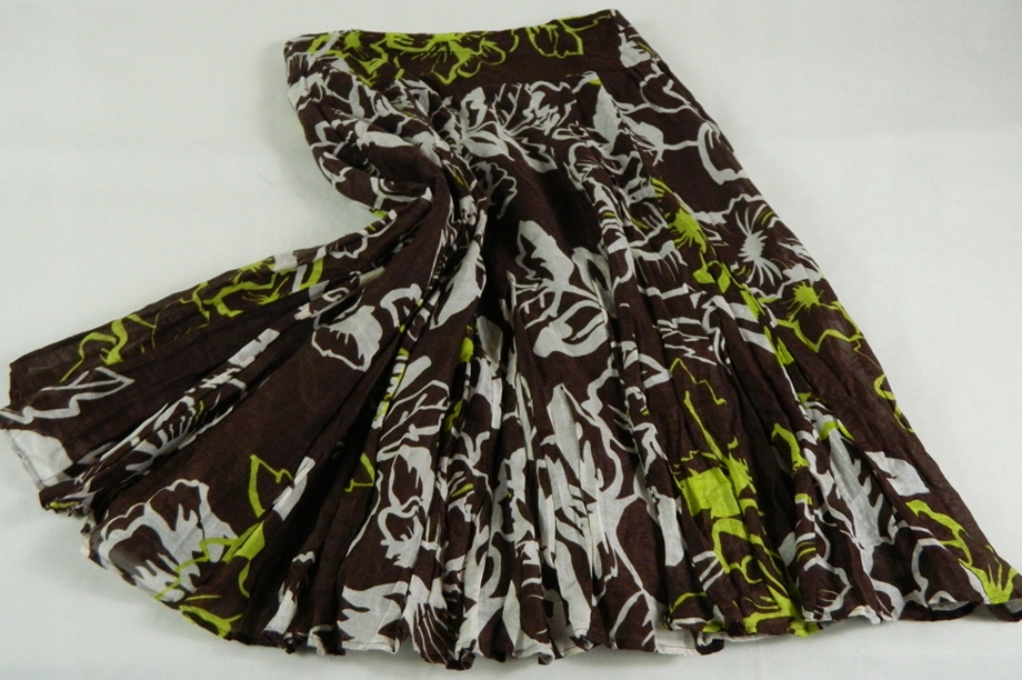 PIĘKNA SPÓDNICA Z JEDWABIEM 40 Marka inna