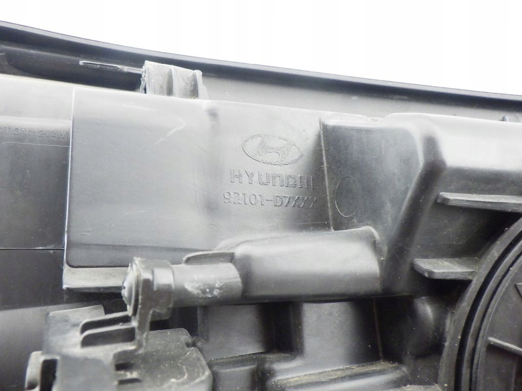 HYUNDAI TUCSON III 3 15- light front left