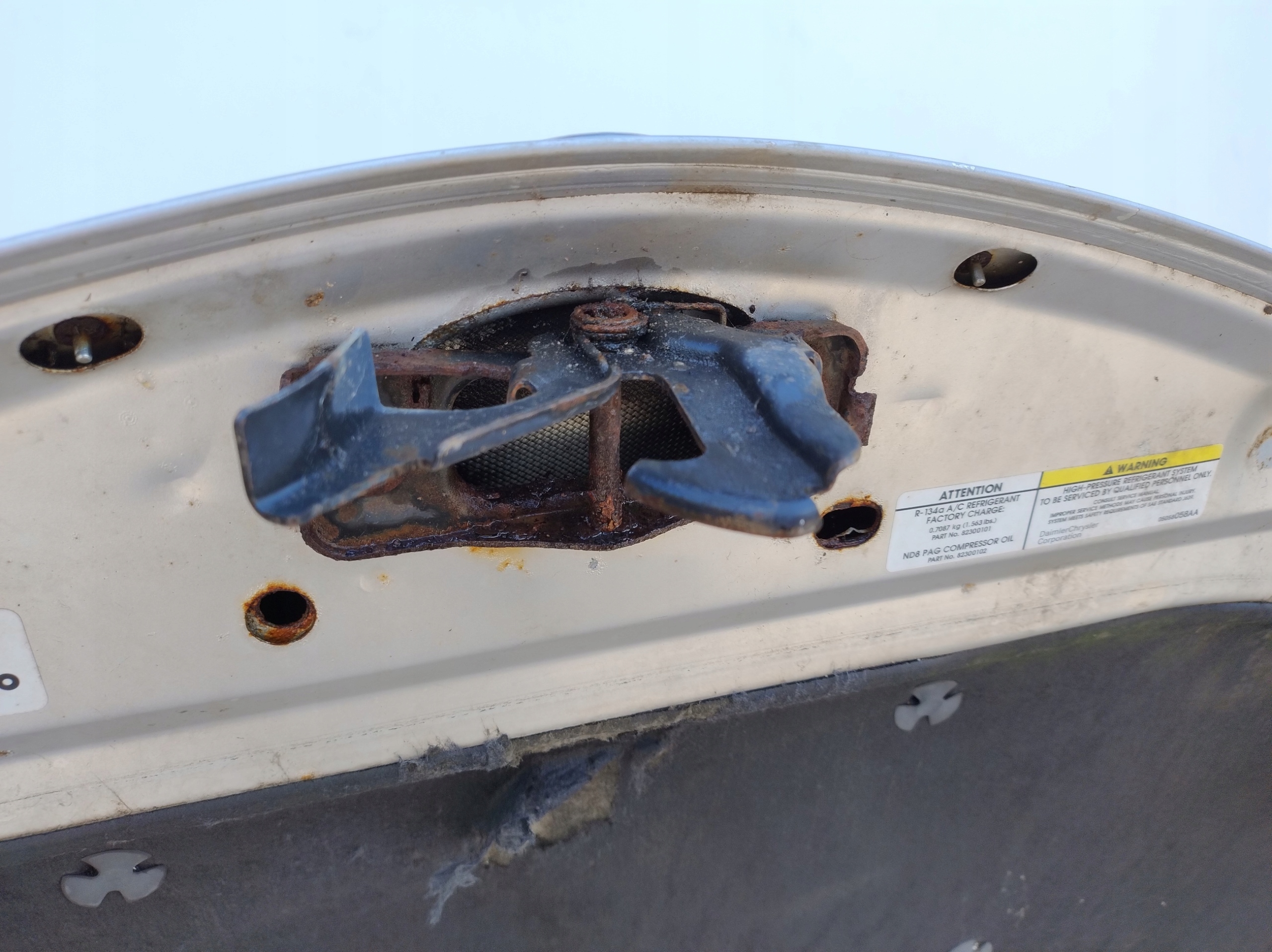 CHRYSLER PT CRUISER COFANO COPERCHIO EMBLEMAT