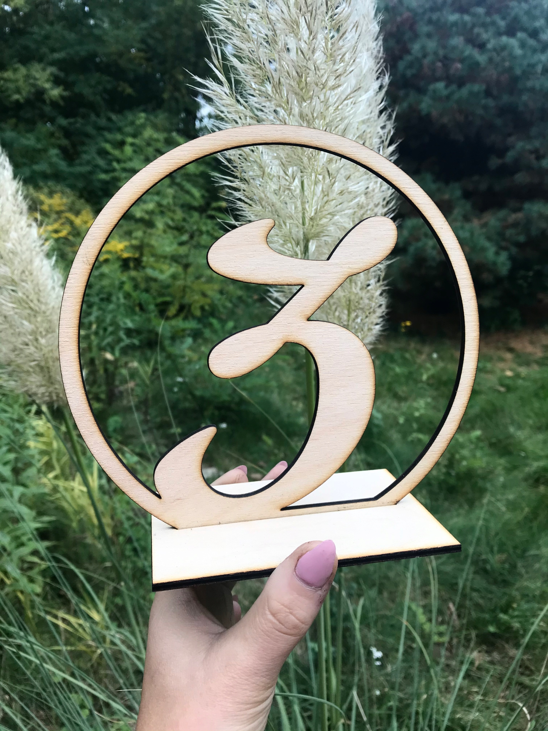 Numery stołów wesele numerki na stolik ślub 1-10 Cechy dodatkowe możliwość wykonania graweru/napisu