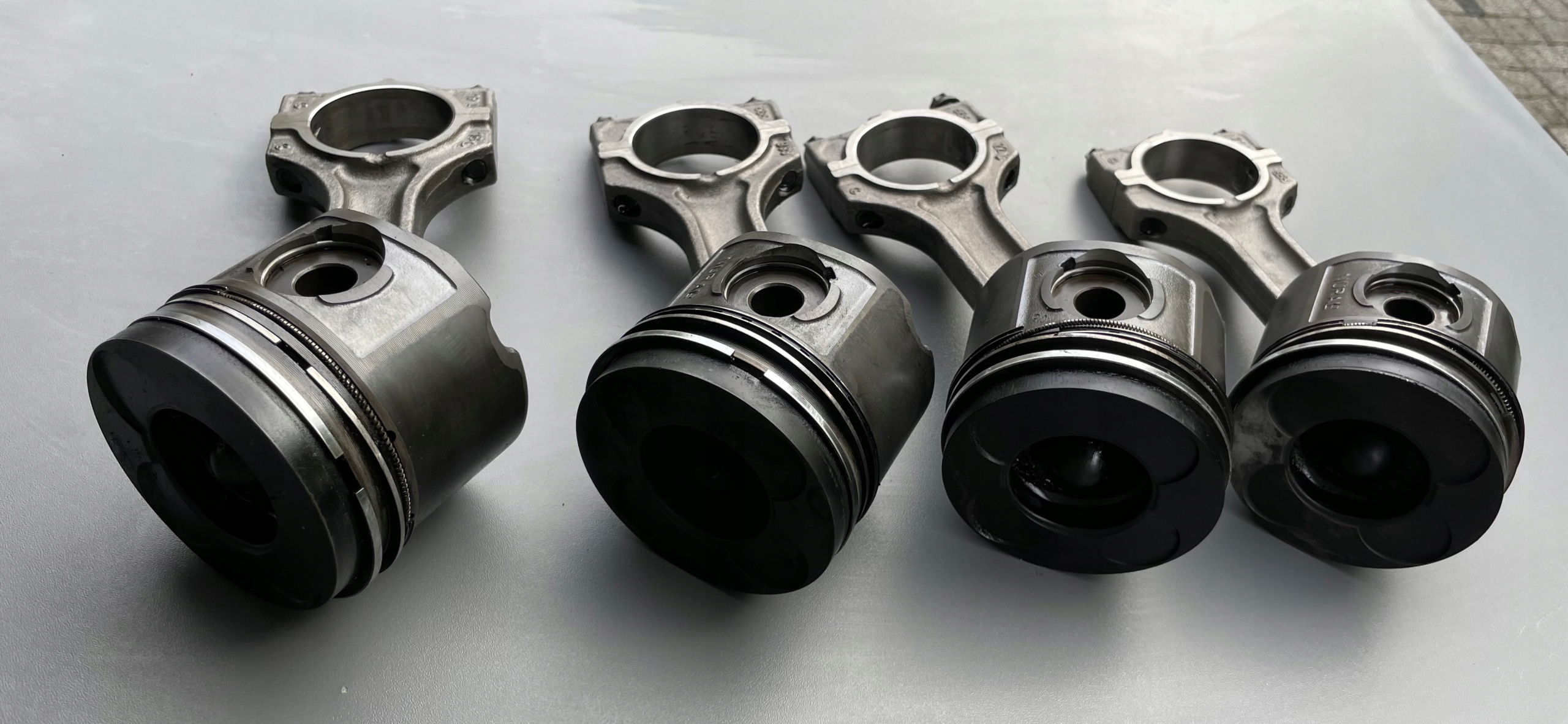 BMW 5 E39 3 E46 2.0d 136KM M47 piston pistons connecting rod