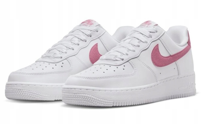 Dámské boty Nike Air Force 1 Essential DQ7569-101 vel. 44,5