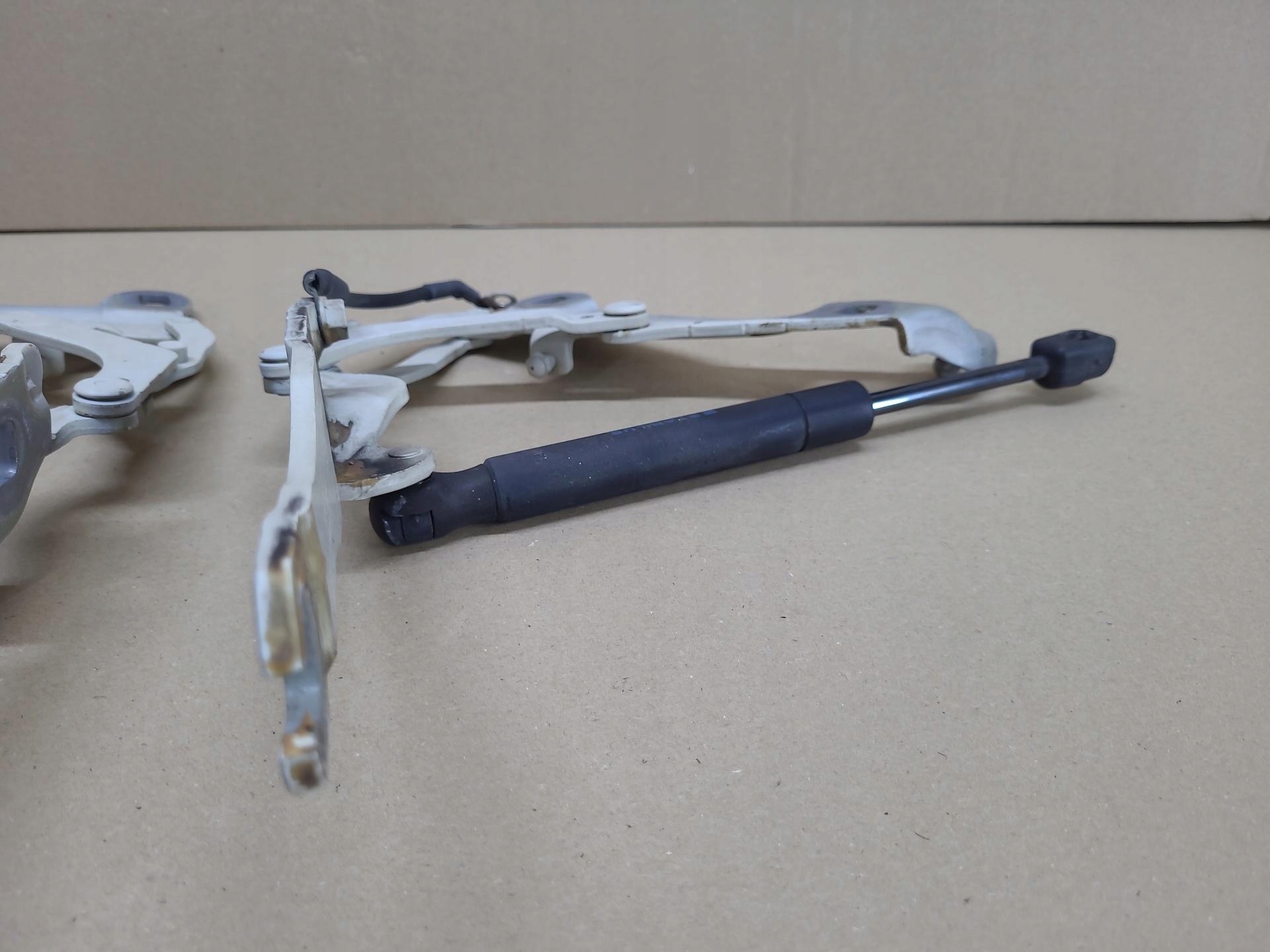hinge bonnets Mini Cooper 2 R56 2009 2751203