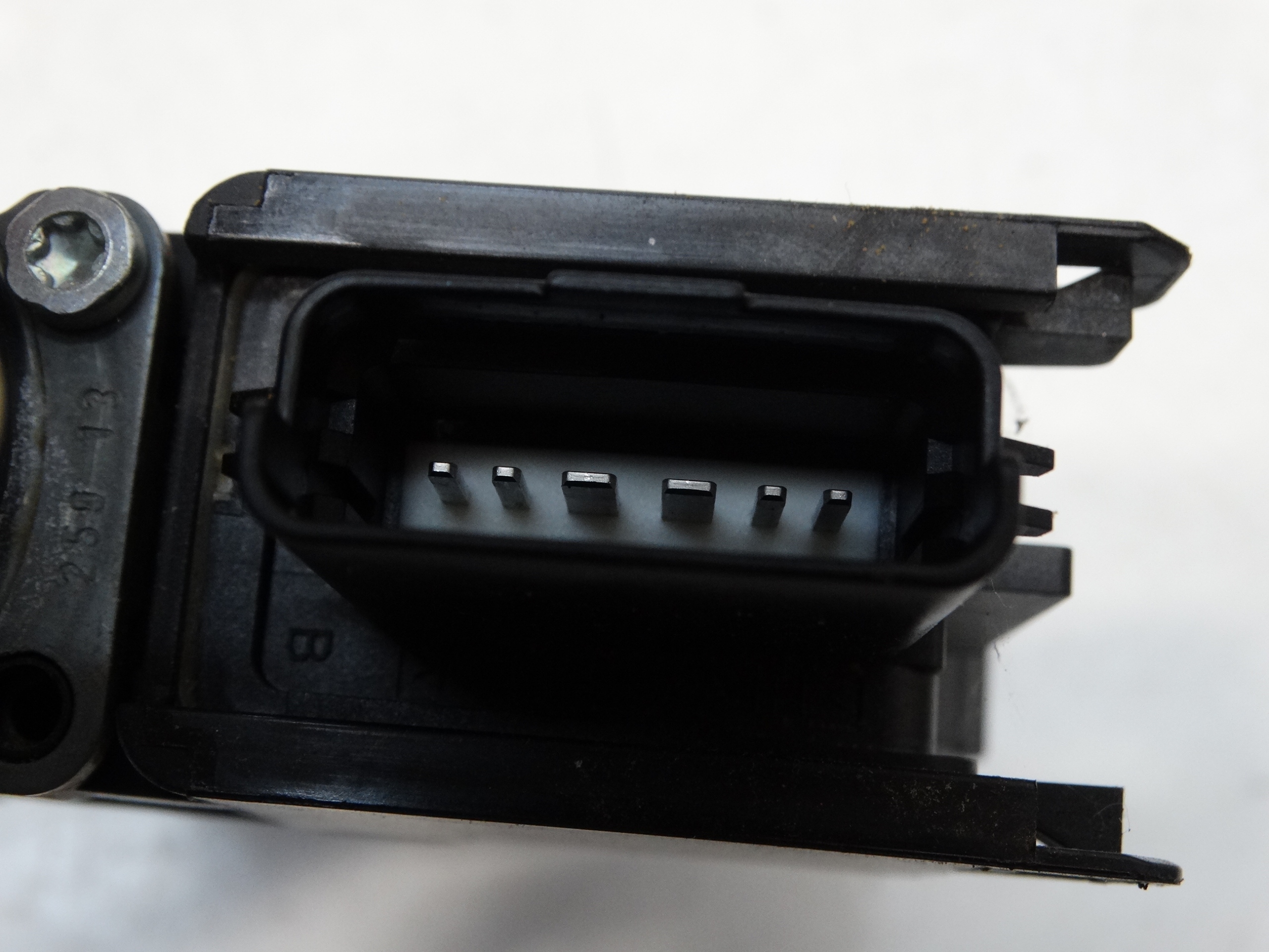 mini motor windows left front KIA VENGA 09-19R. 82450-1P010