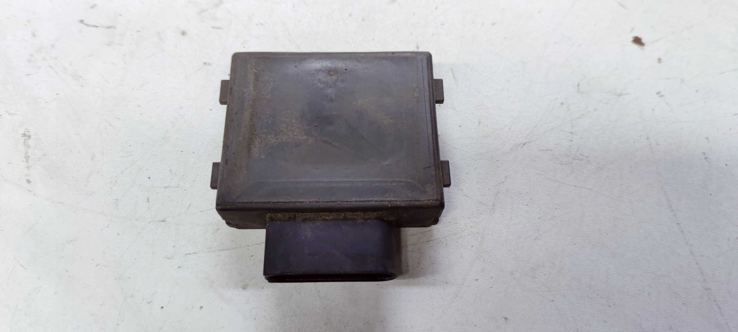 Bedienteil POMPY des Kraftstoffsbehälters AUDI A6 C8 A7 4K0906121B