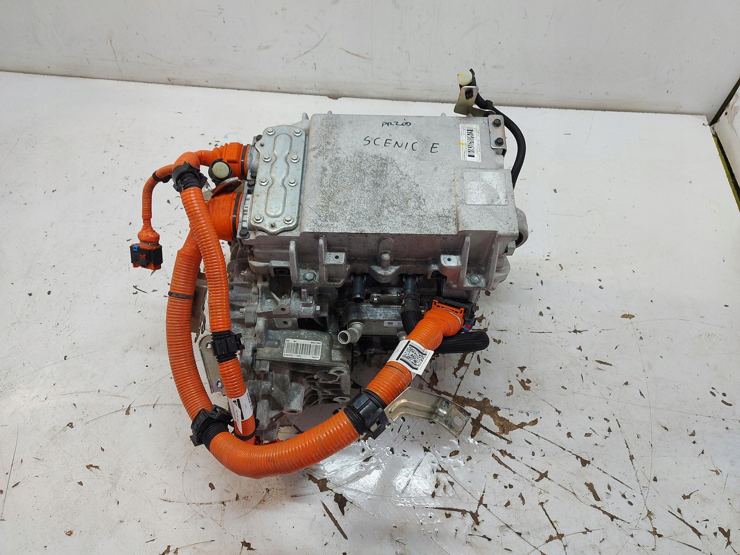 RENAULT Scenic E-Tech V 5 engine electrical kompet front 290036678R