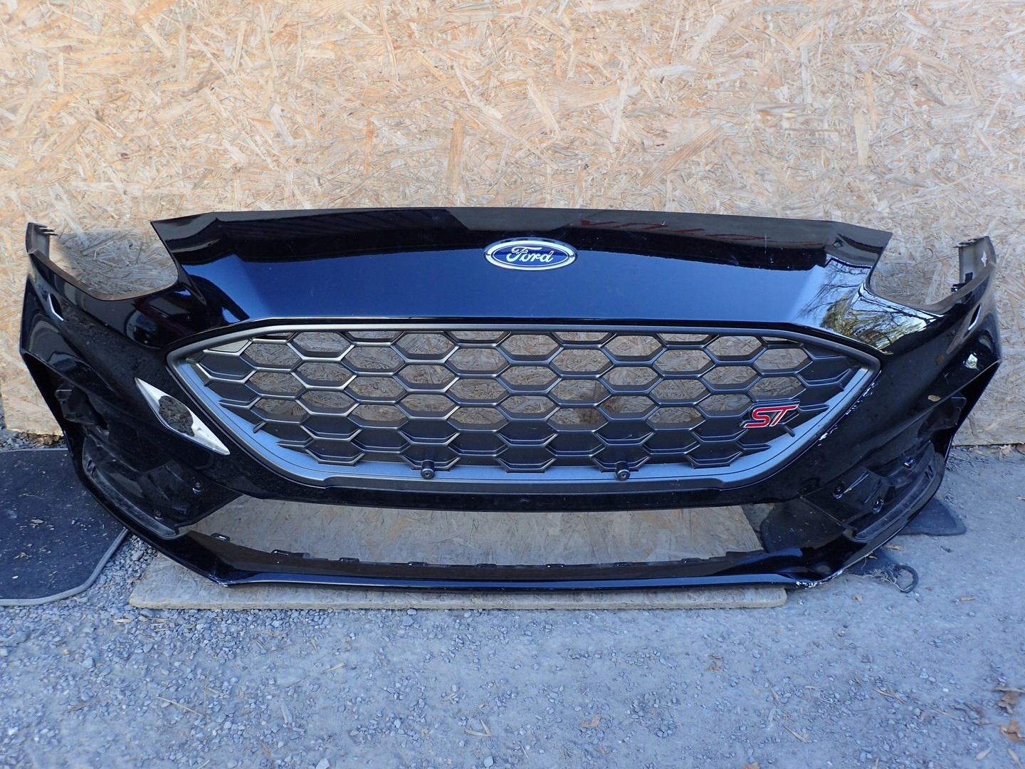 bumper front front FORD FOCUS MK4 IV ST 2018