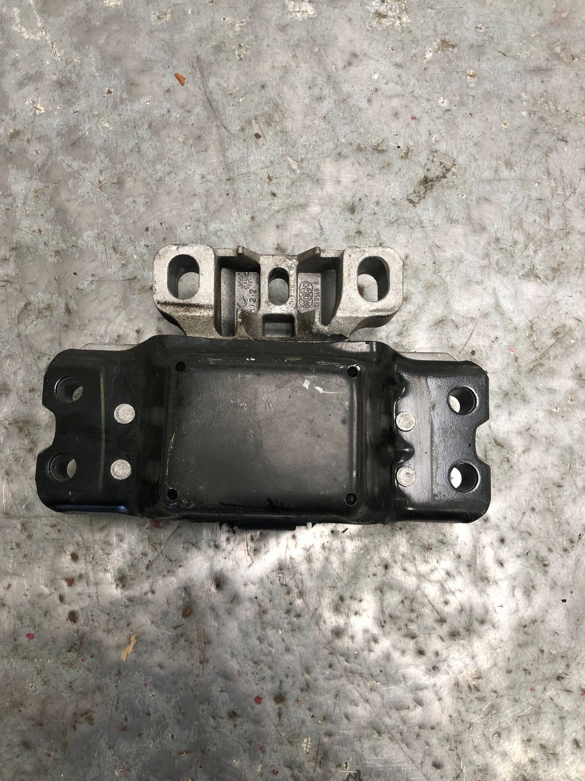 supporto supporti motore usato VW GOLF VI KOMBI 1K0199555M